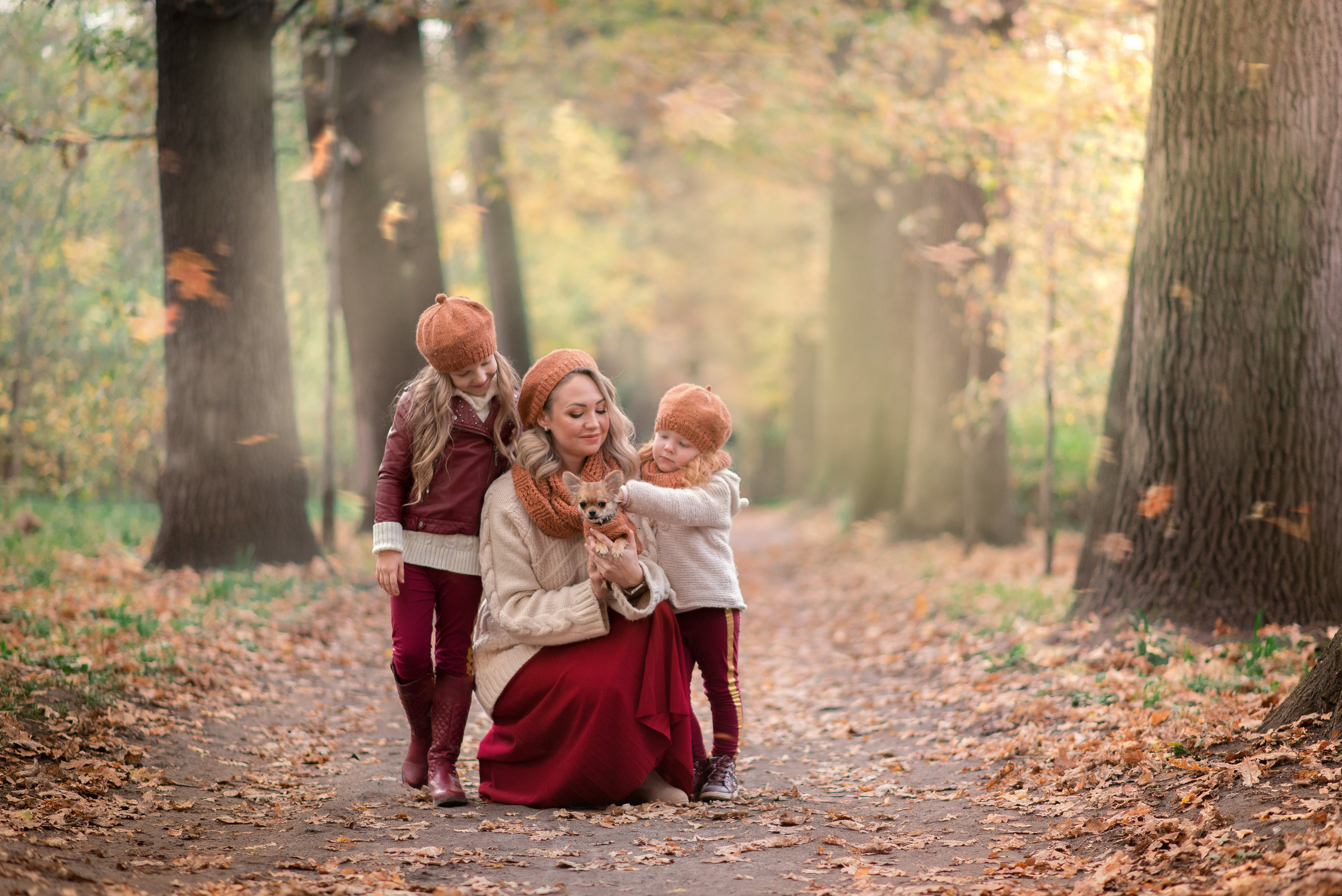 Семейная фотопрогулка в Алматы. Фотограф в Алматы Новгородская Мария