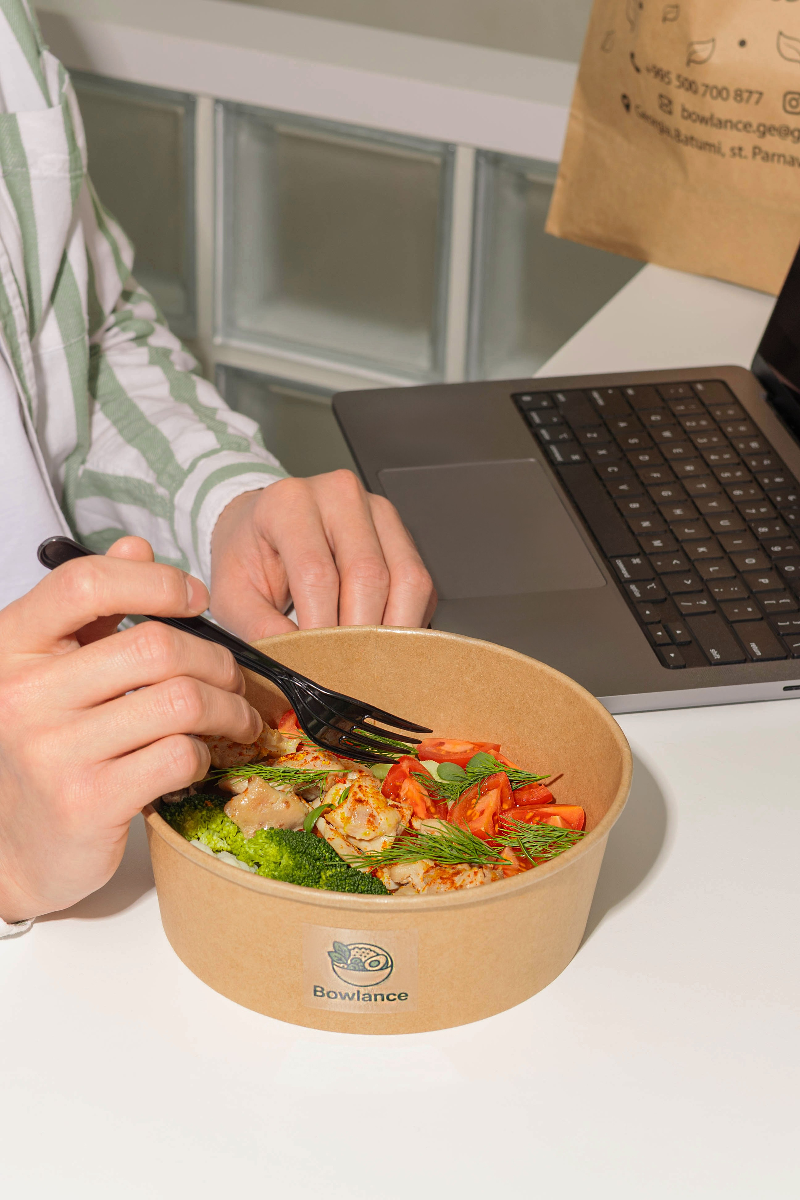 Фуд-фото для боулов «Bowlance». Предметный фотограф в Грузии