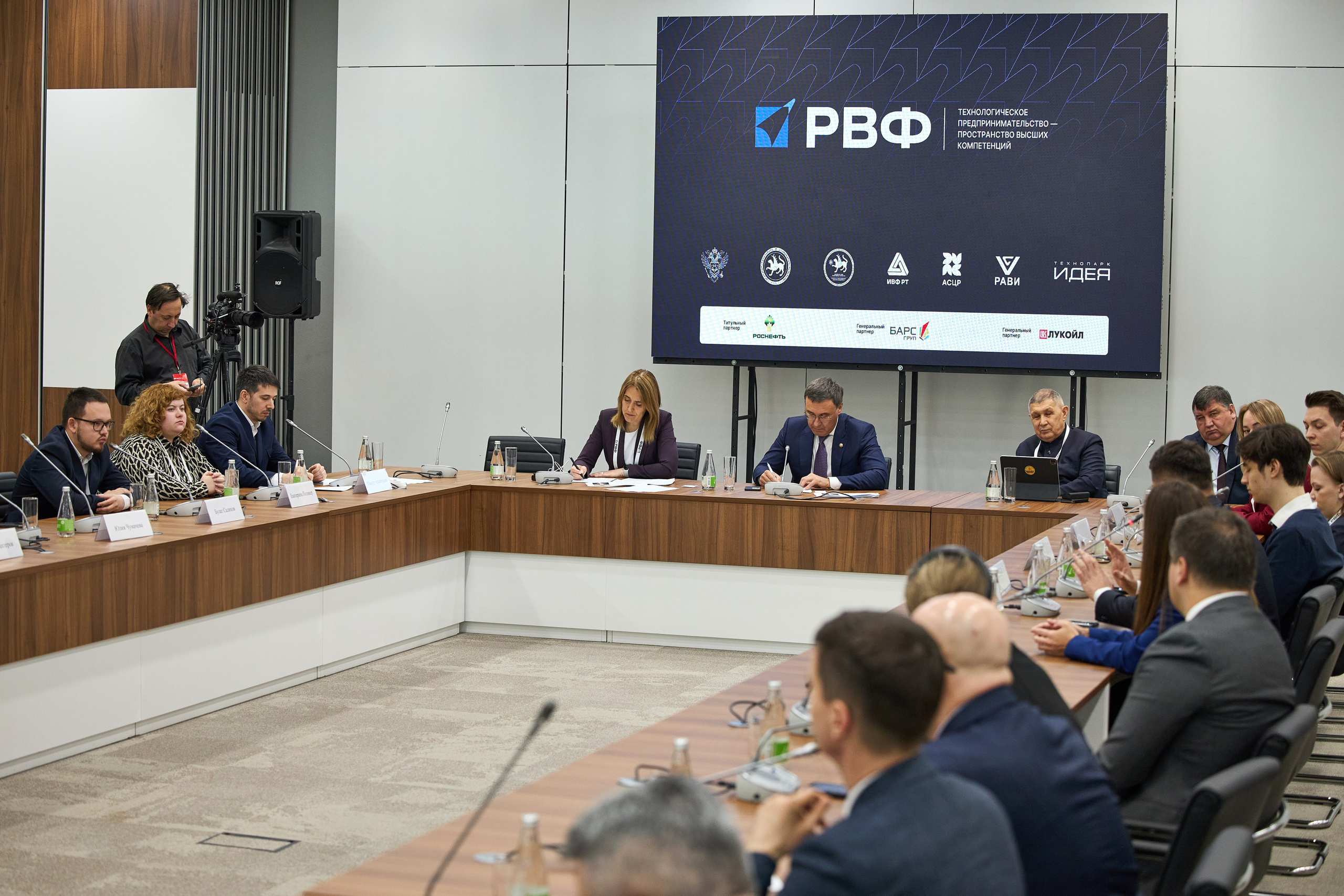 ВСТРЕЧА С МИНИСТРОМ НАУКИ И ВЫСШЕГО ОБРАЗОВАНИЯ РФ. Ilgizphoto.ru