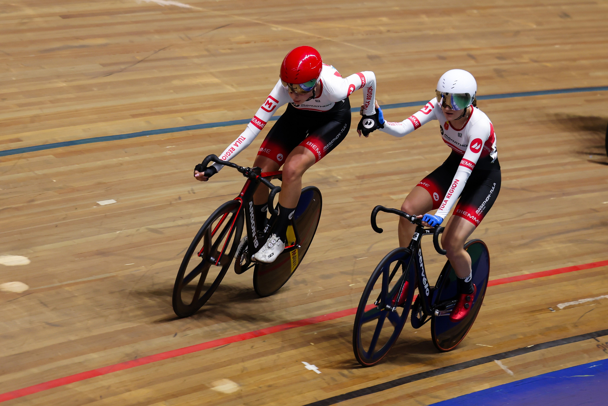 Кубок России велотрек гонка Мэдисон 21.01.2025. Спортивный и репортажный фотограф Антон Тереханов