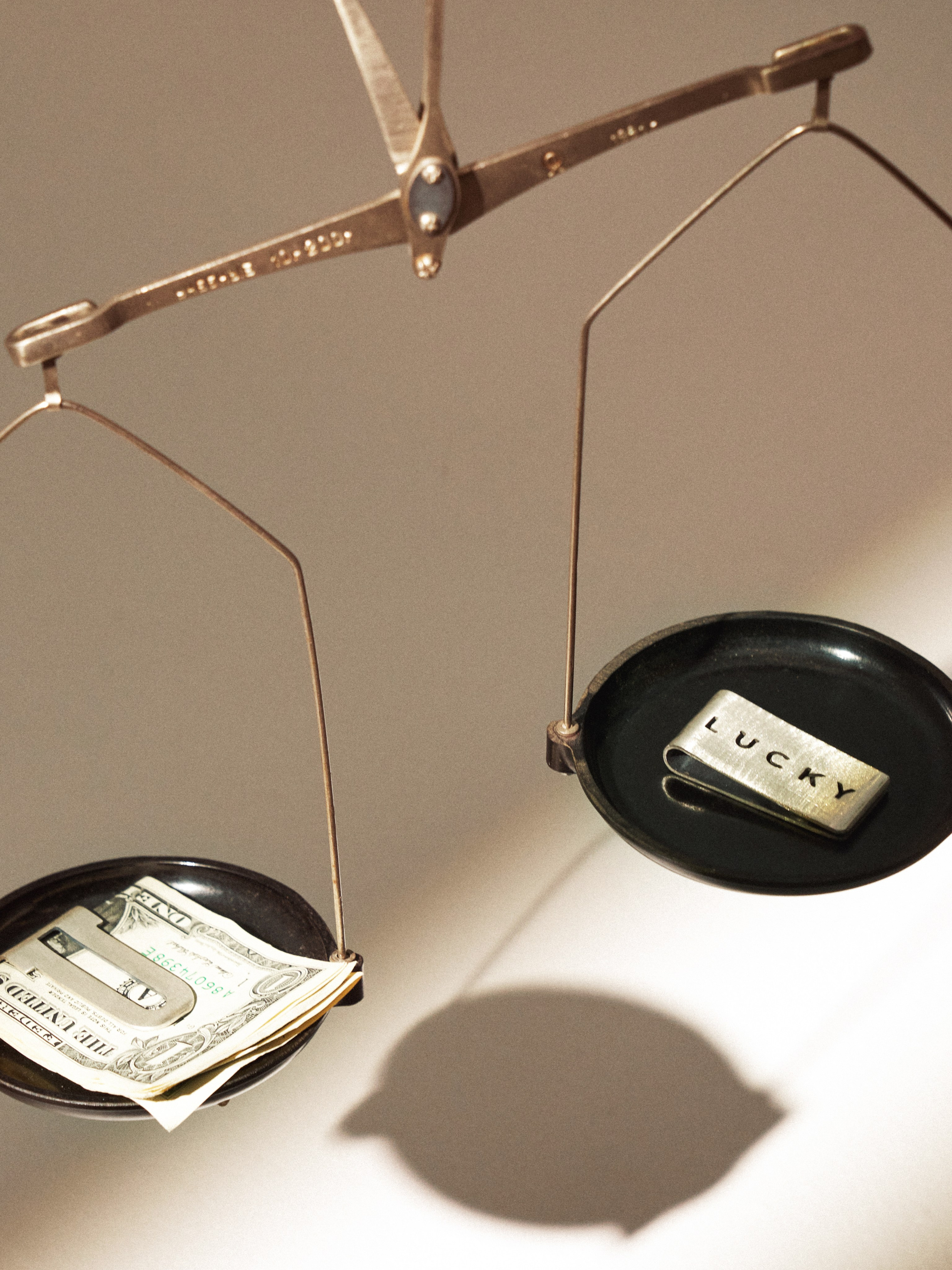 LUCKY GROUP. Главная