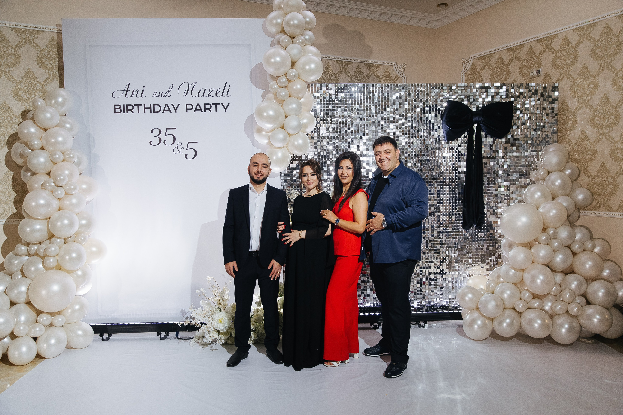 Ани и Назели. 35&5 День рождения, «Янтарь». Фотограф в Красноярске Надежда Воскресенская