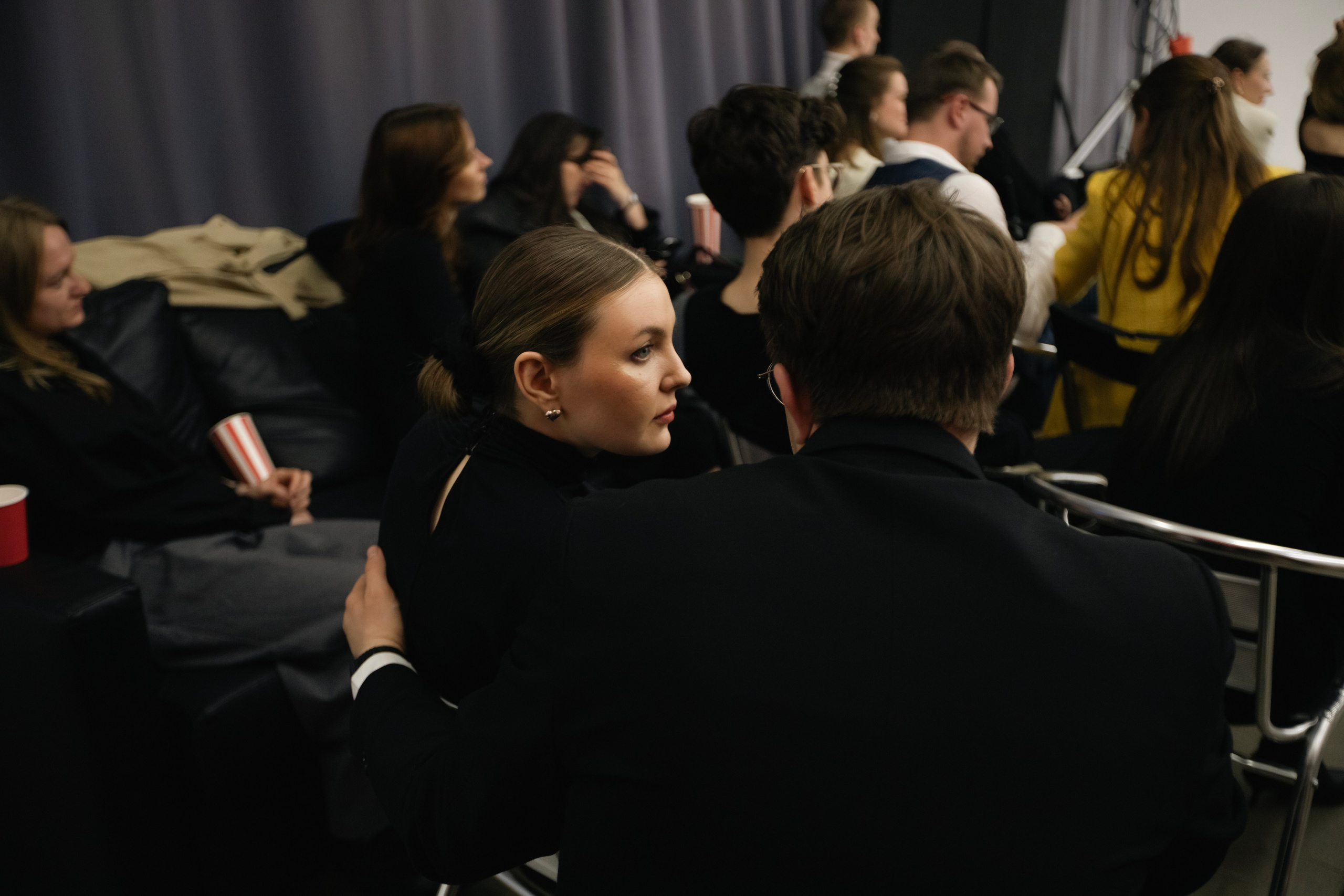 Премьера фильма «Как перестать сомневаться». Главная