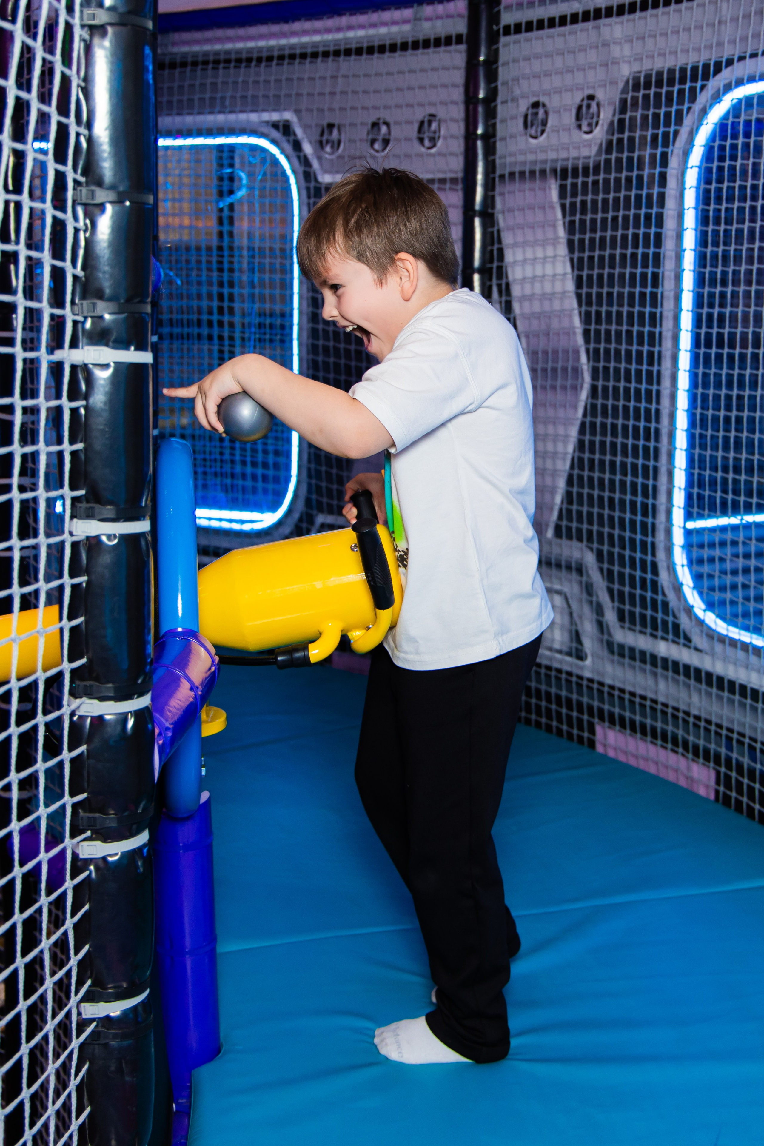 Тимур 29/03 Ambiland. Виктория Литвинова репортажный фотограф Москва