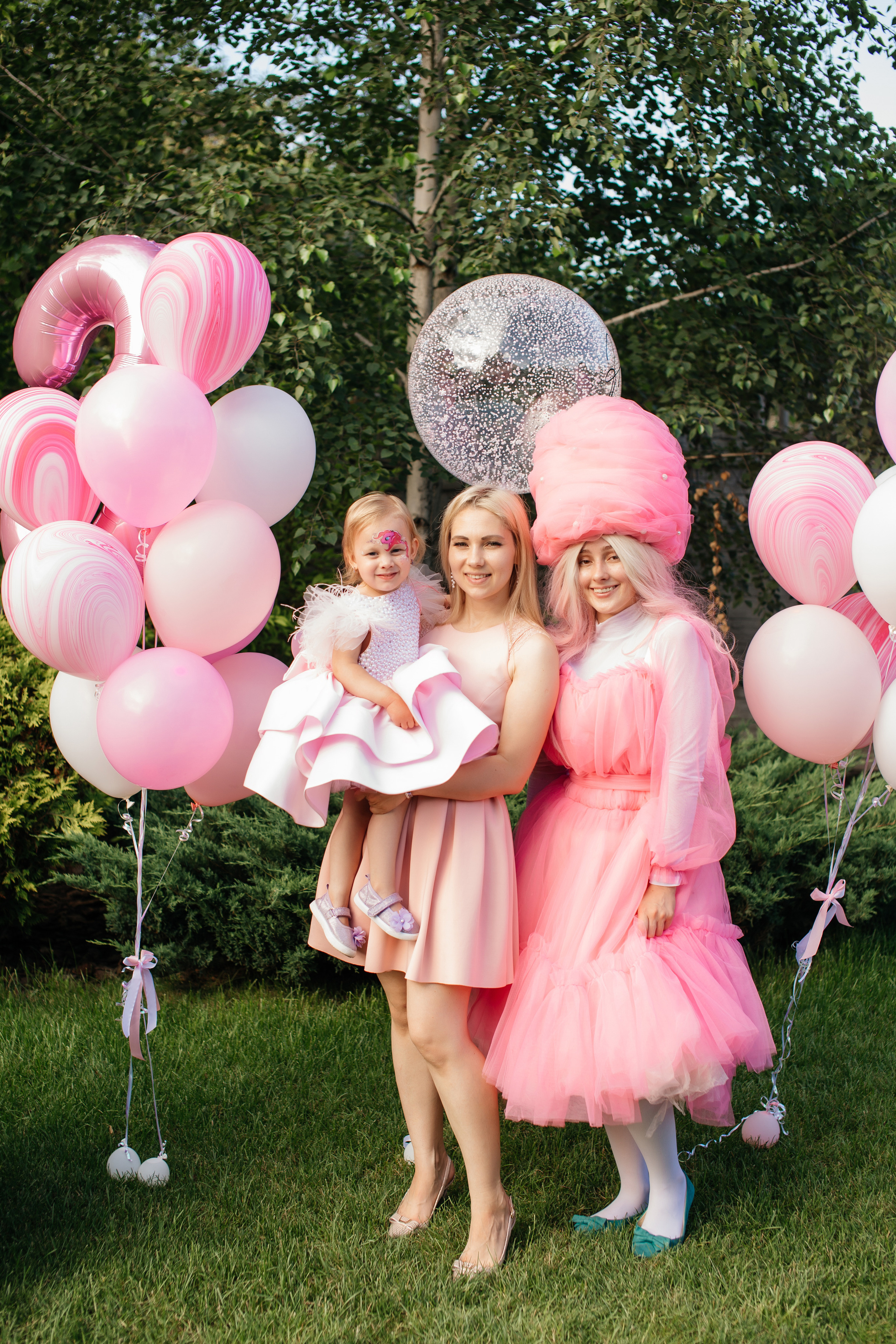 День Рождения Николь