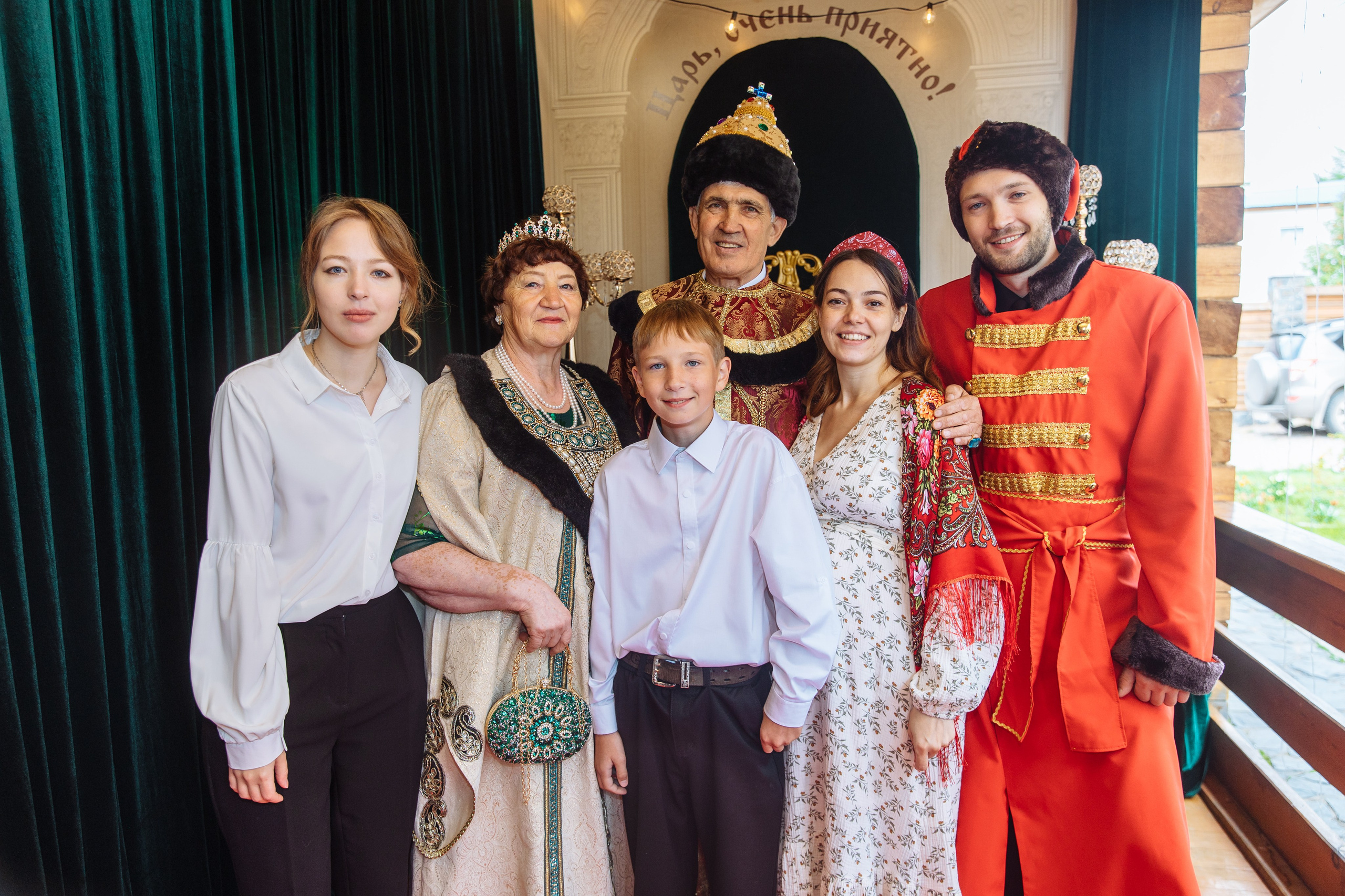 «Иван Васильевич меняет профессию» Юбилей. Свадебный и семейный фотограф в Улан-Удэ