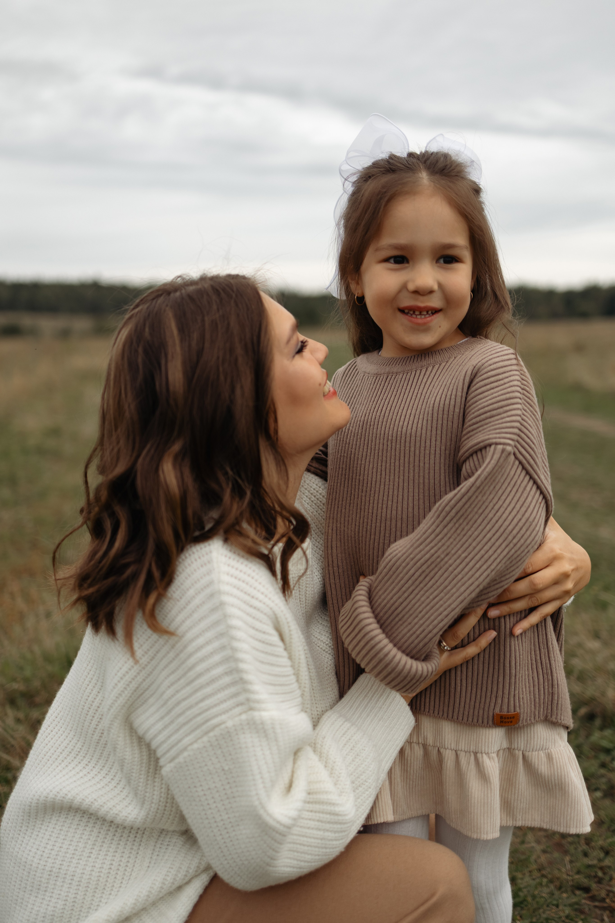 Ляйсан и Амалия. Фотограф Айгуль Габсаматова Октябрьский