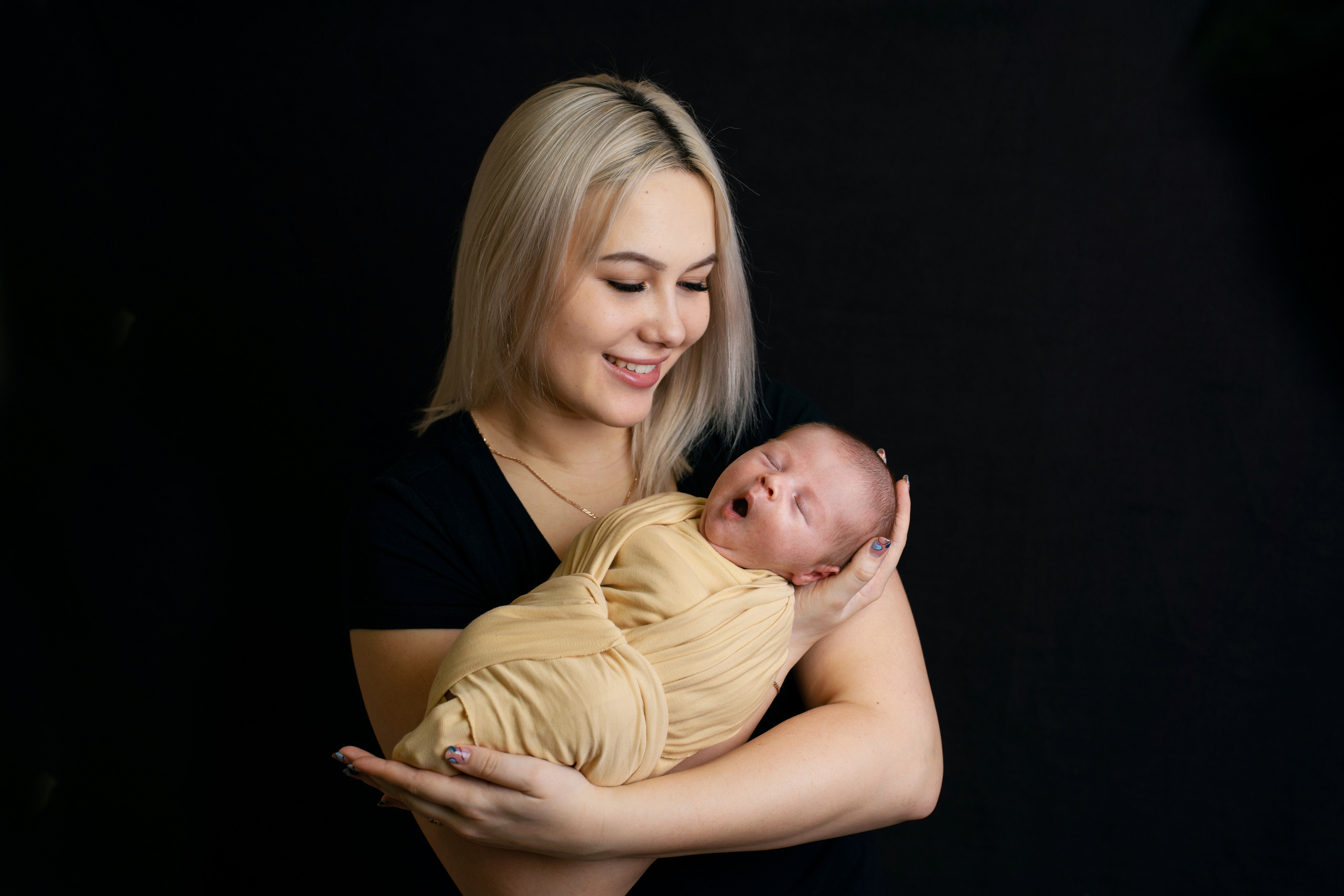 Фото с родителями/Макроснимки. Фотограф новорожденных Оренбург и свадебный фотограф Оренбург