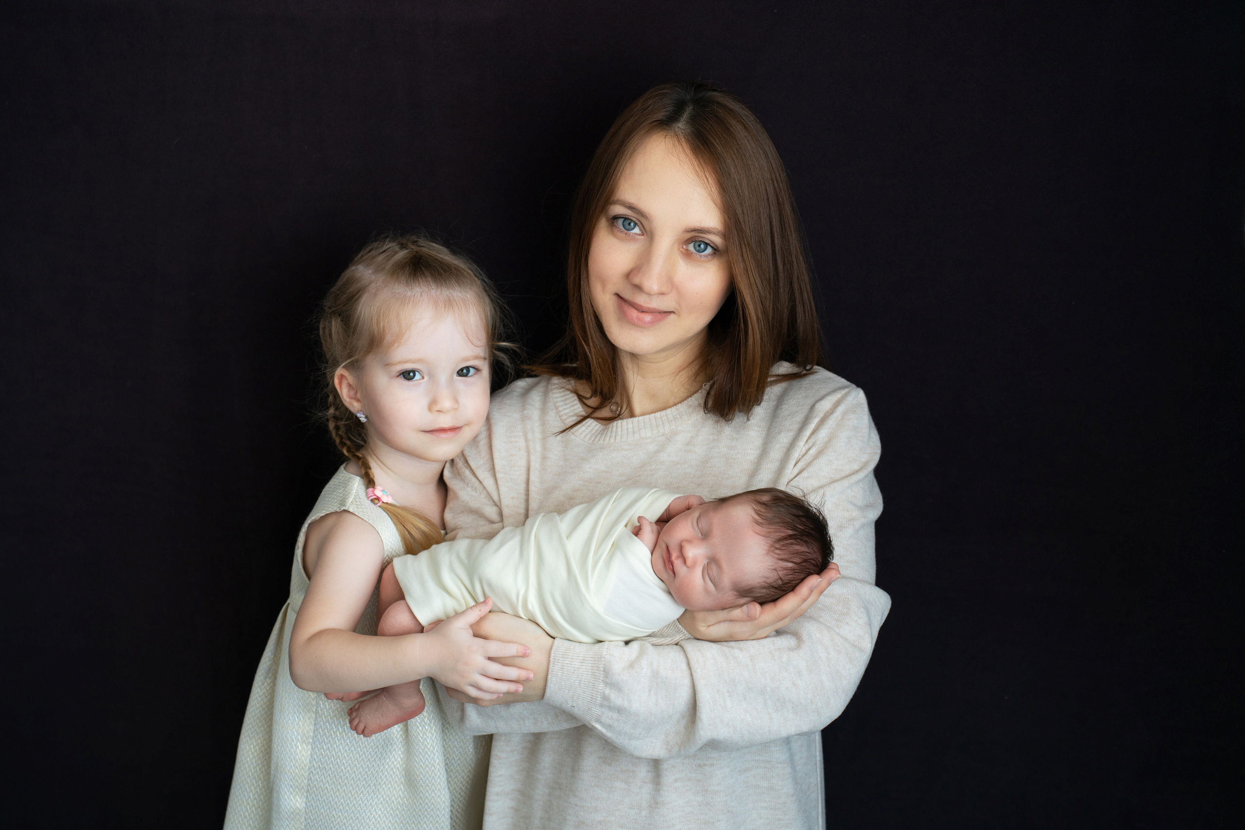 Фото с родителями/Макроснимки. Фотограф новорожденных Оренбург и свадебный фотограф Оренбург