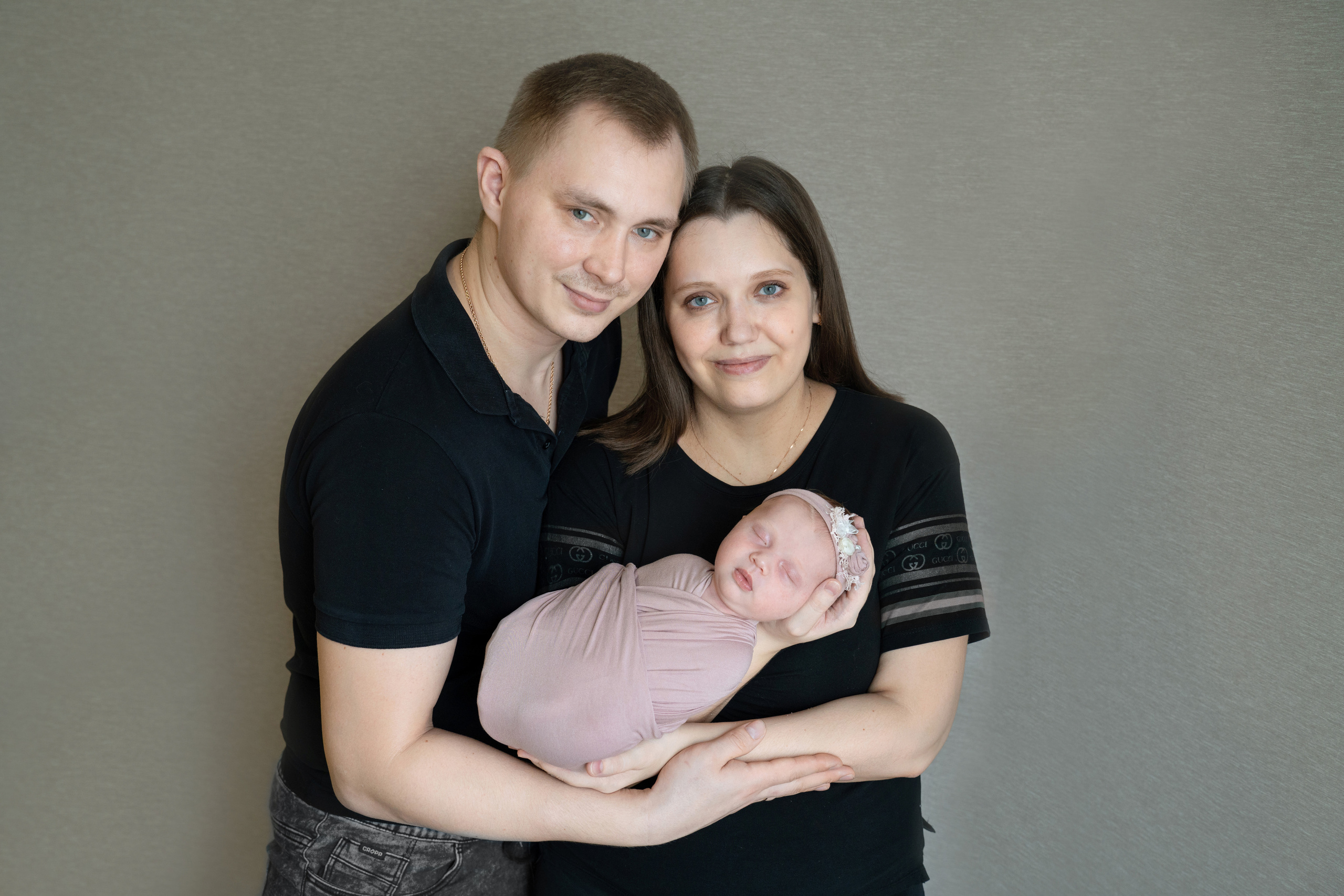 Фото с родителями/Макроснимки. Фотограф новорожденных Оренбург и свадебный фотограф Оренбург