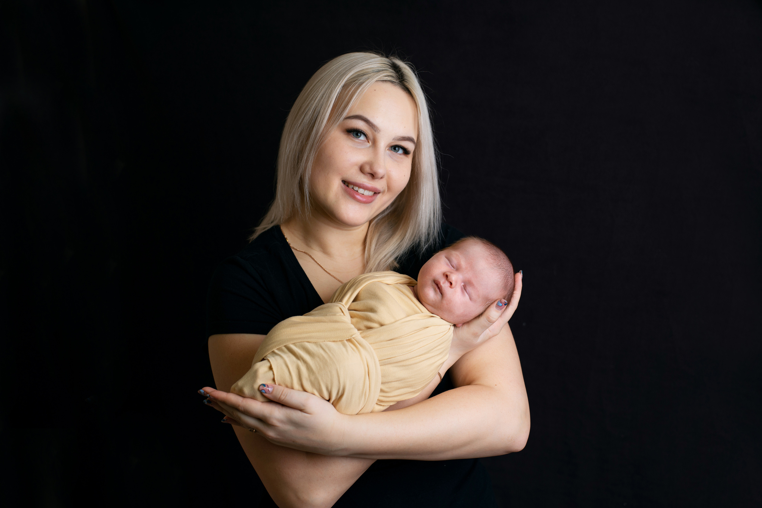 Фото с родителями/Макроснимки. Фотограф новорожденных Оренбург и свадебный фотограф Оренбург