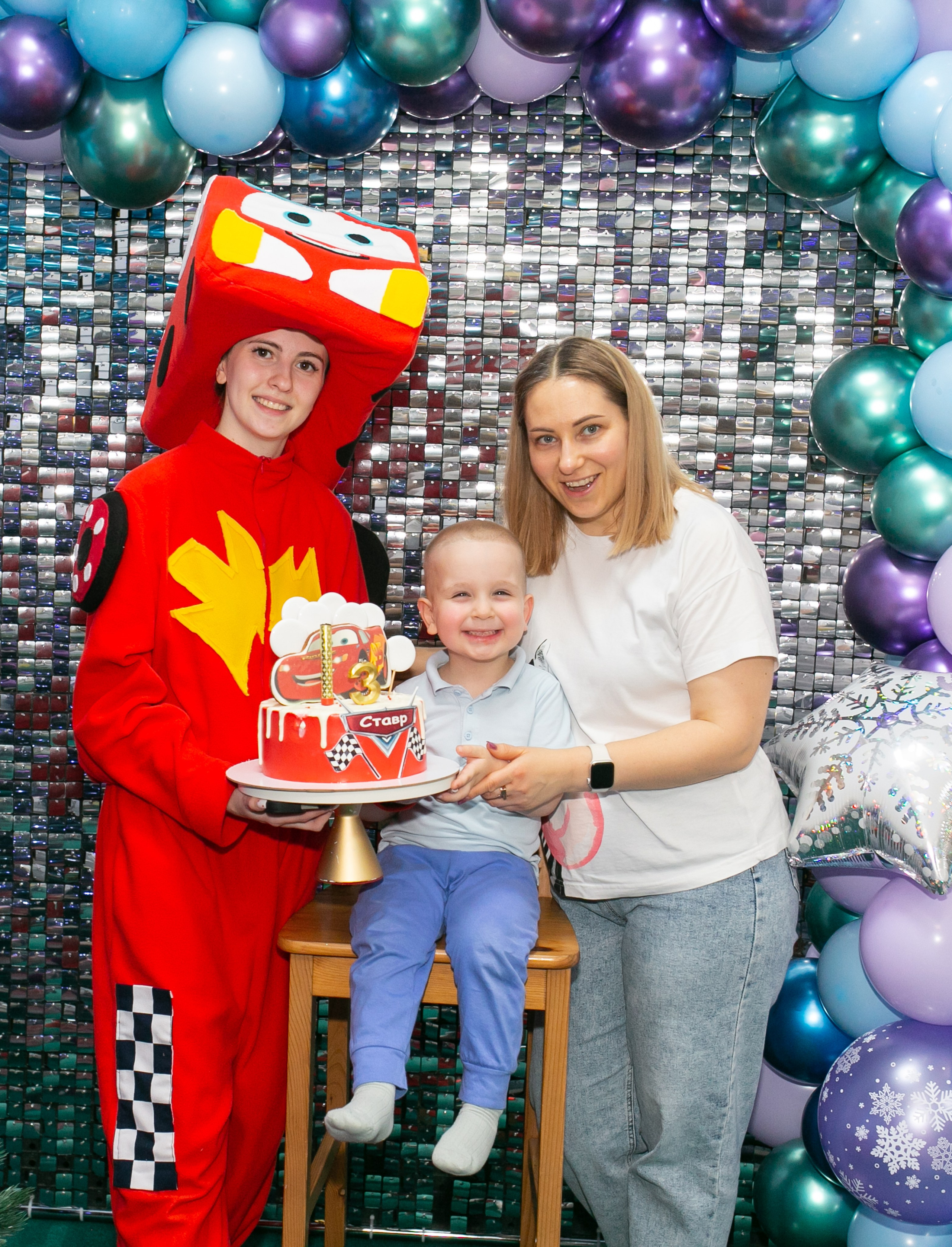 Праздники. Фотограф новорожденных и семейный фотограф НСО г. Бердск Марина Львова
