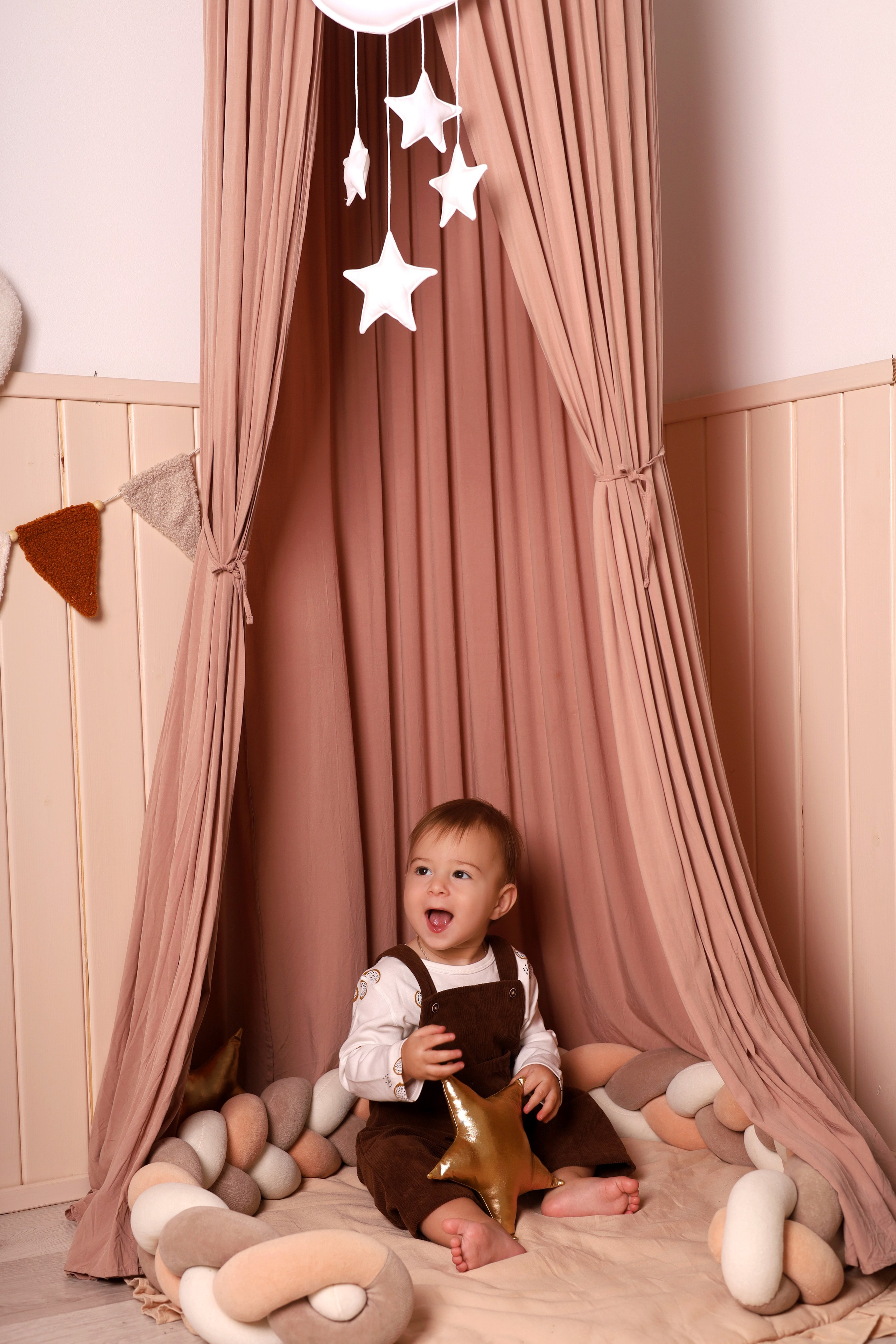 Годовасики. Детский фотограф новорожденных в Москве и Московской области Анна