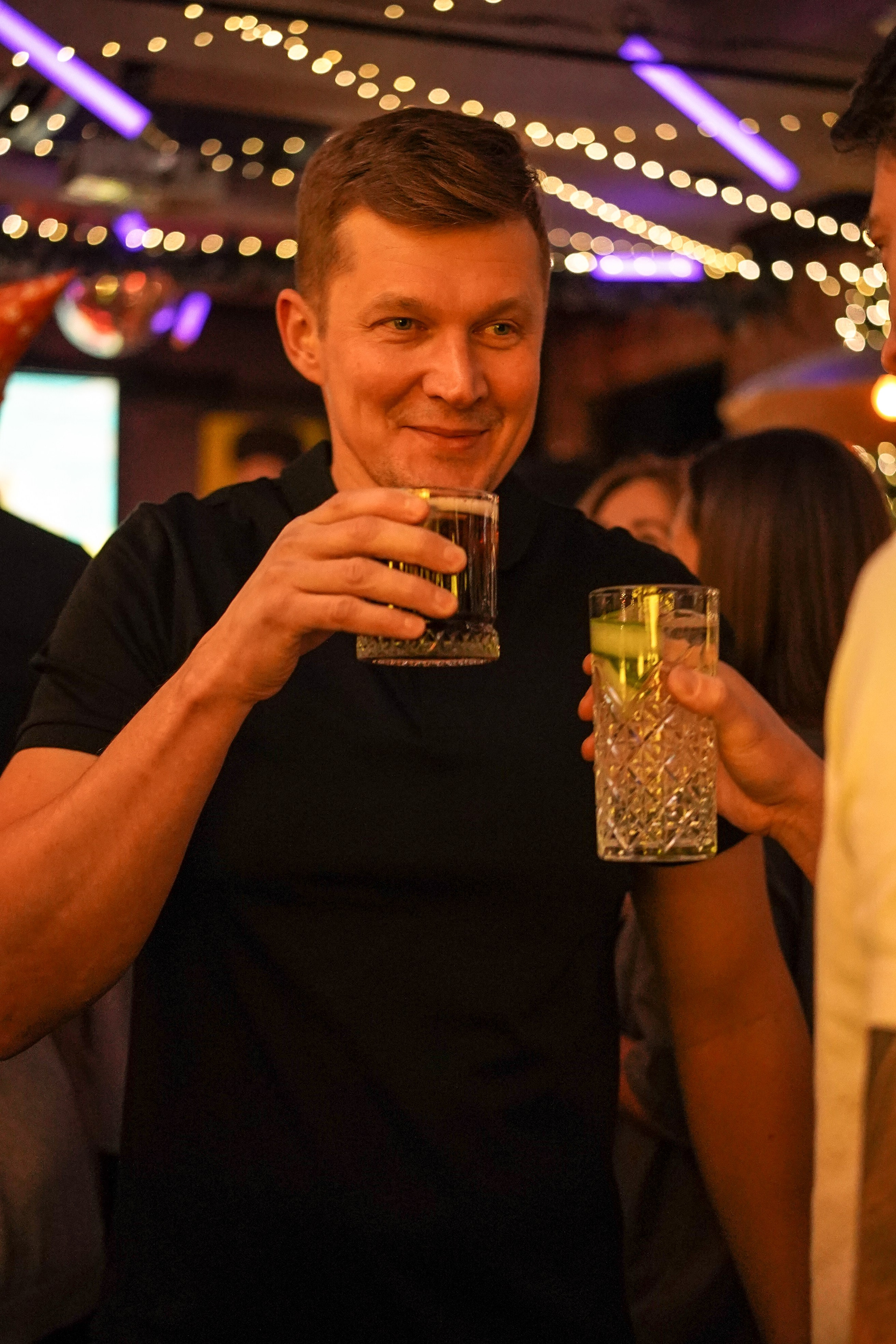 Бар Собаки в тумане. Фотограф