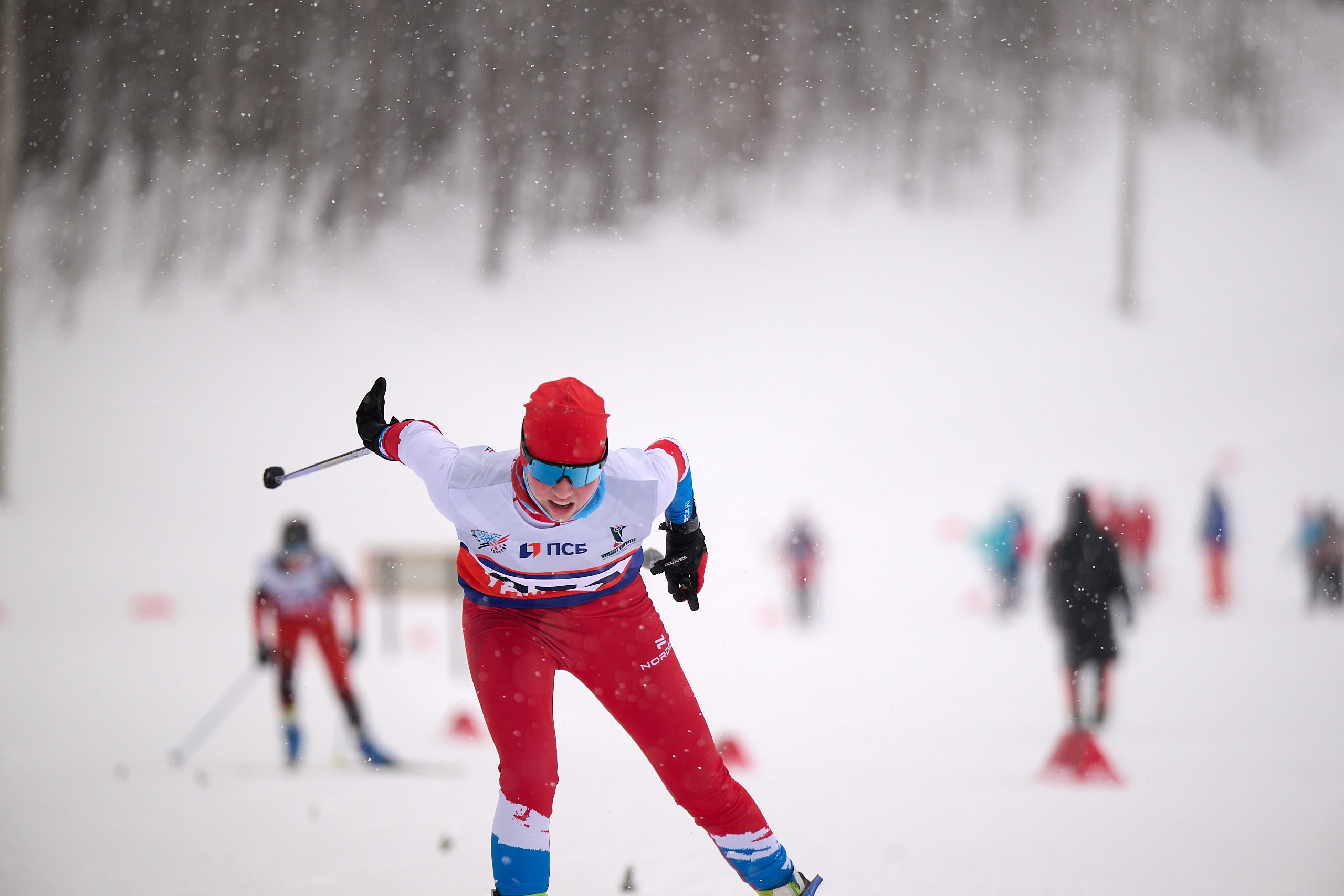 Всероссийские соревнования по лыжным гонкам «Пионерская правда». Ижевс. Спортивный репортажный фотограф в Ижевске Сергей Мерзляков