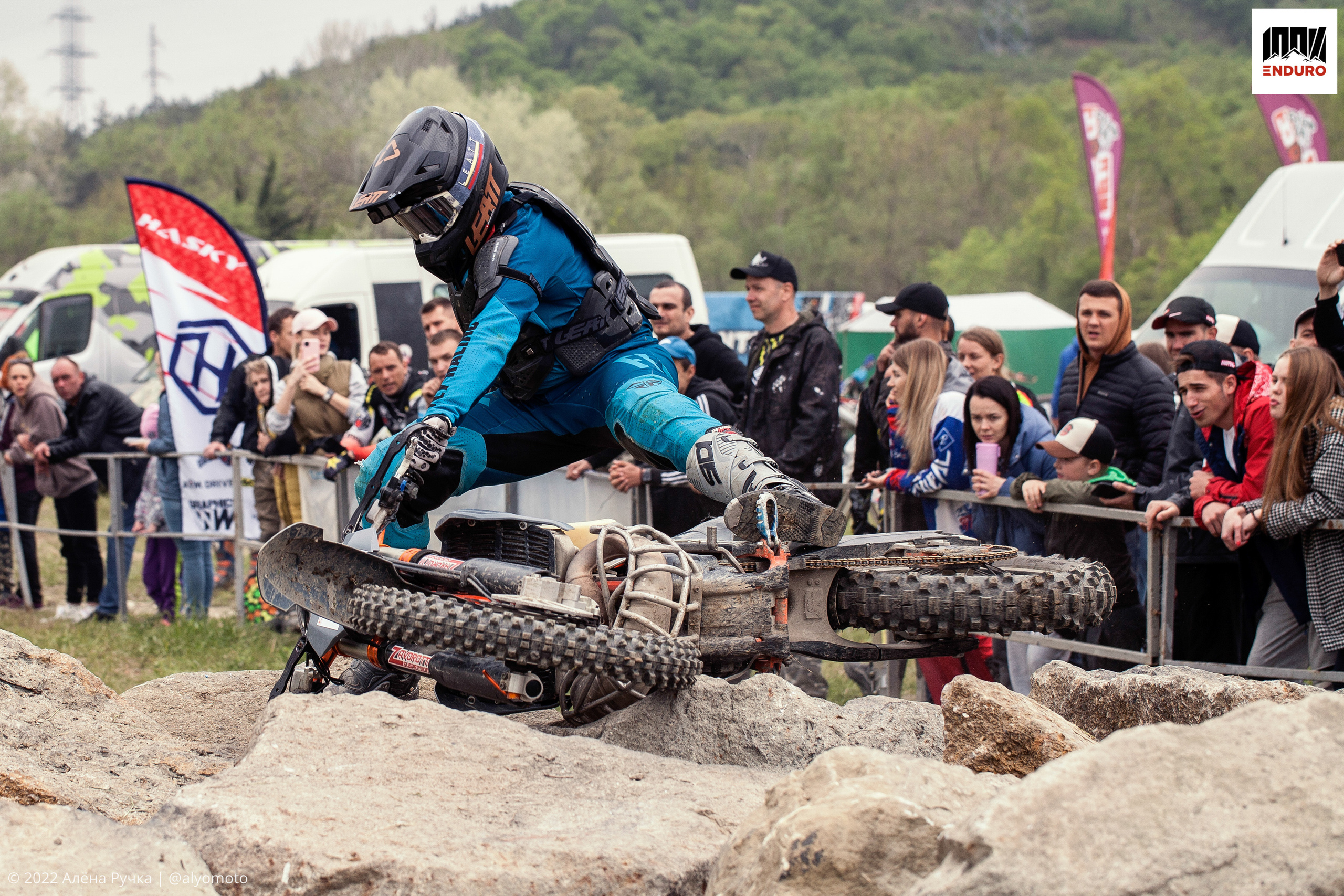 100% эндуро 2022. Ручка Алена — ботанический художник, дизайнер, фотограф