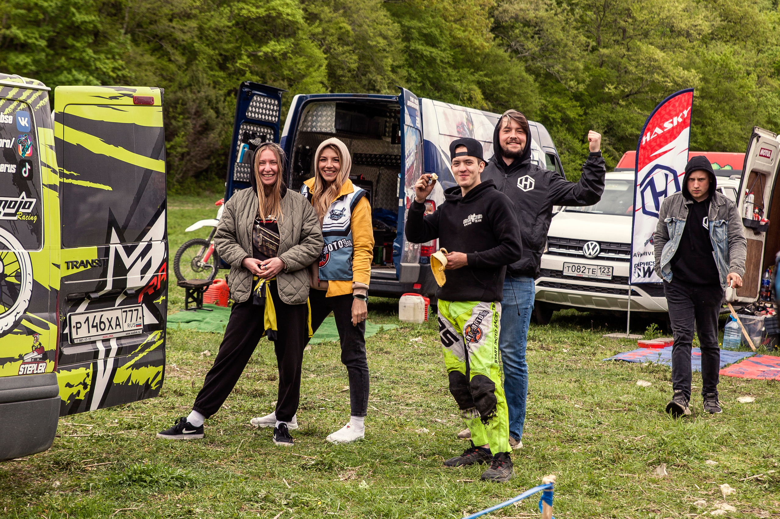 100% эндуро 2022. Ручка Алена — ботанический художник, дизайнер, фотограф