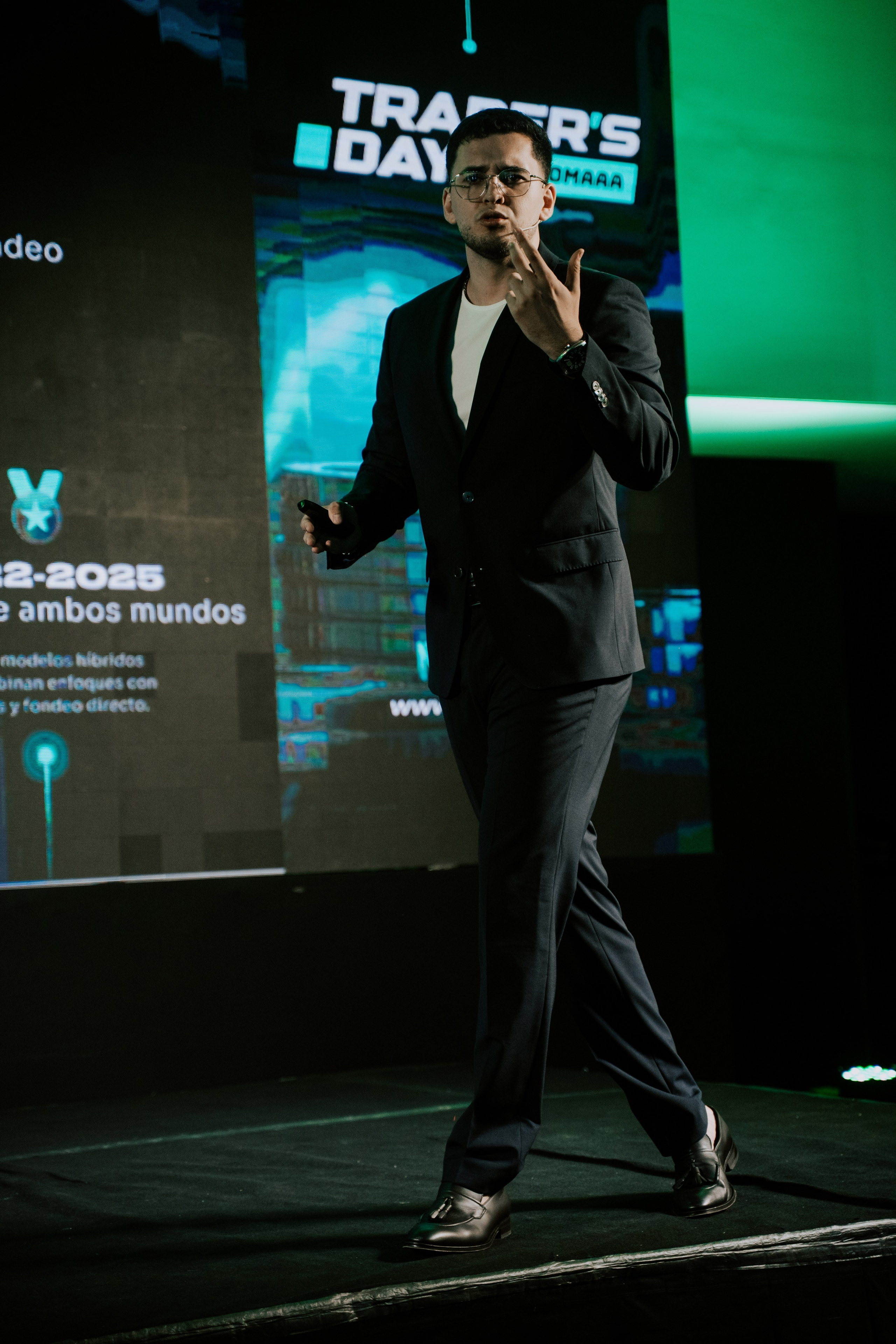 TRADERS DAY By NeomAAA Argentina. NeomAAA Funds Gallery