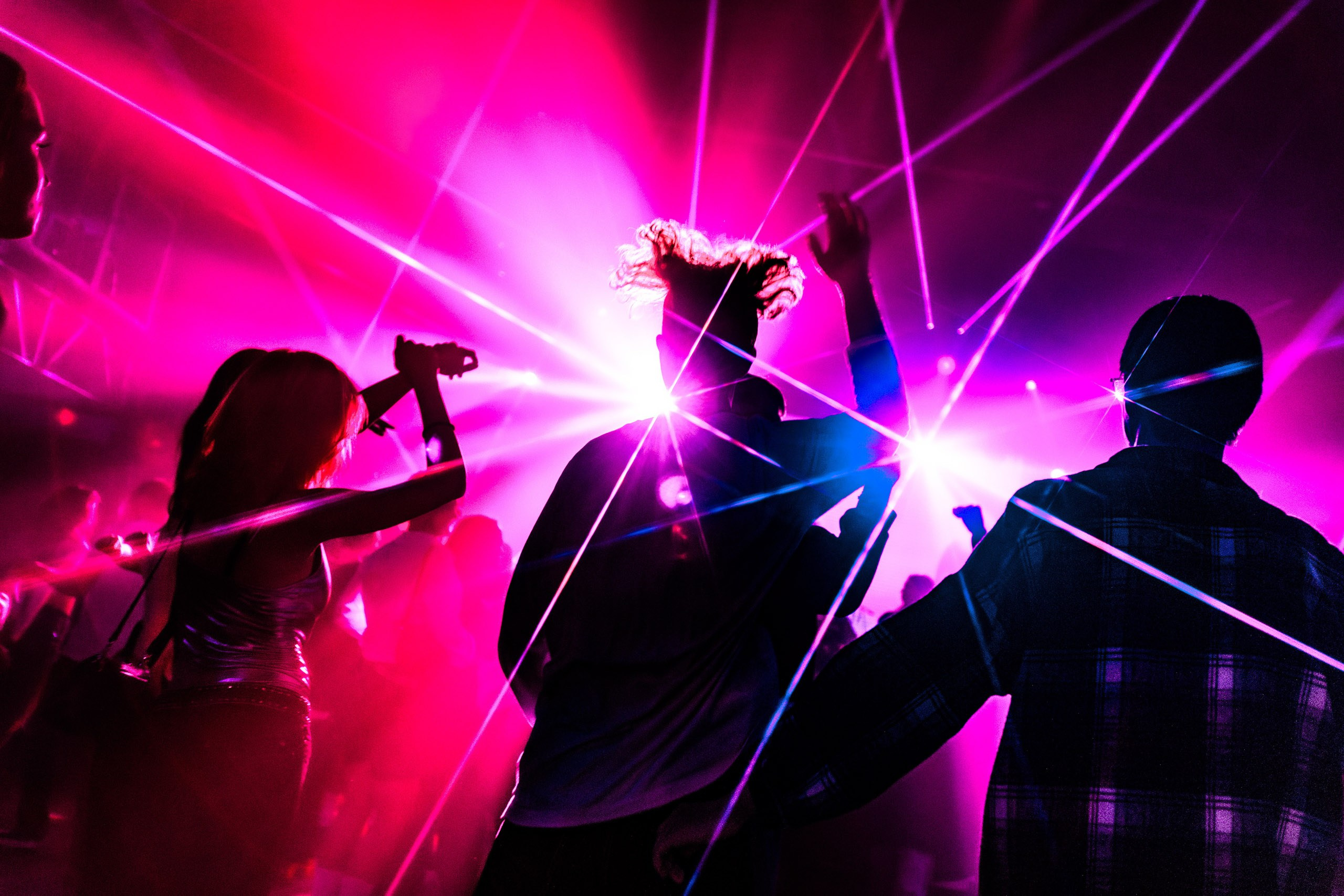 15.08.25 Bratz Rave. Репортажный фотограф Екатеринбург | Яркий, качественный репортаж | Концерты, клубы, репортаж, праздники, корпоративы