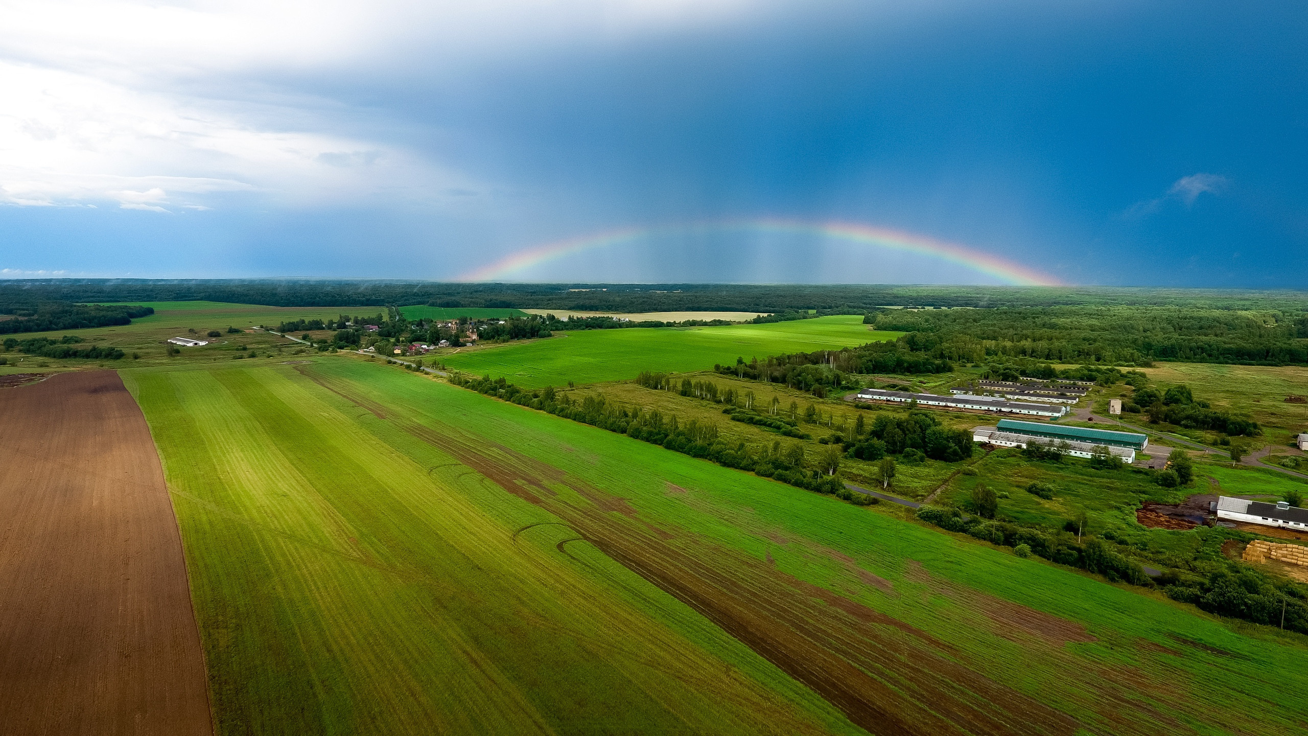 phantom4 , drone, дрон, квадрокоптер, аэросъемка, аэрофото, dji,аэросьемка видео ,продажное видео, аэросъемка недвижимости