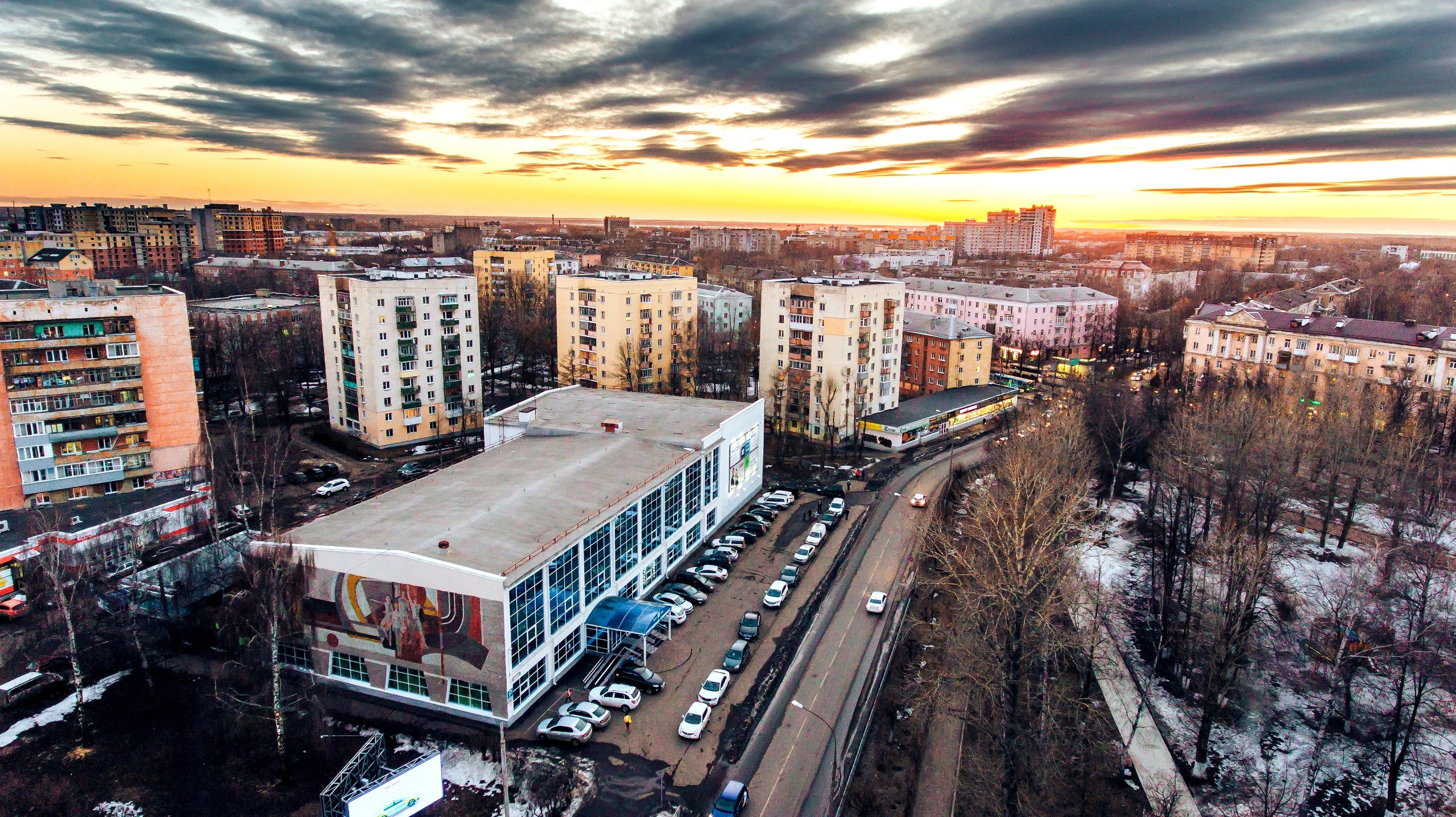 phantom4 , drone, дрон, квадрокоптер, аэросъемка, аэрофото, dji,аэросьемка видео ,продажное видео, аэросъемка недвижимости