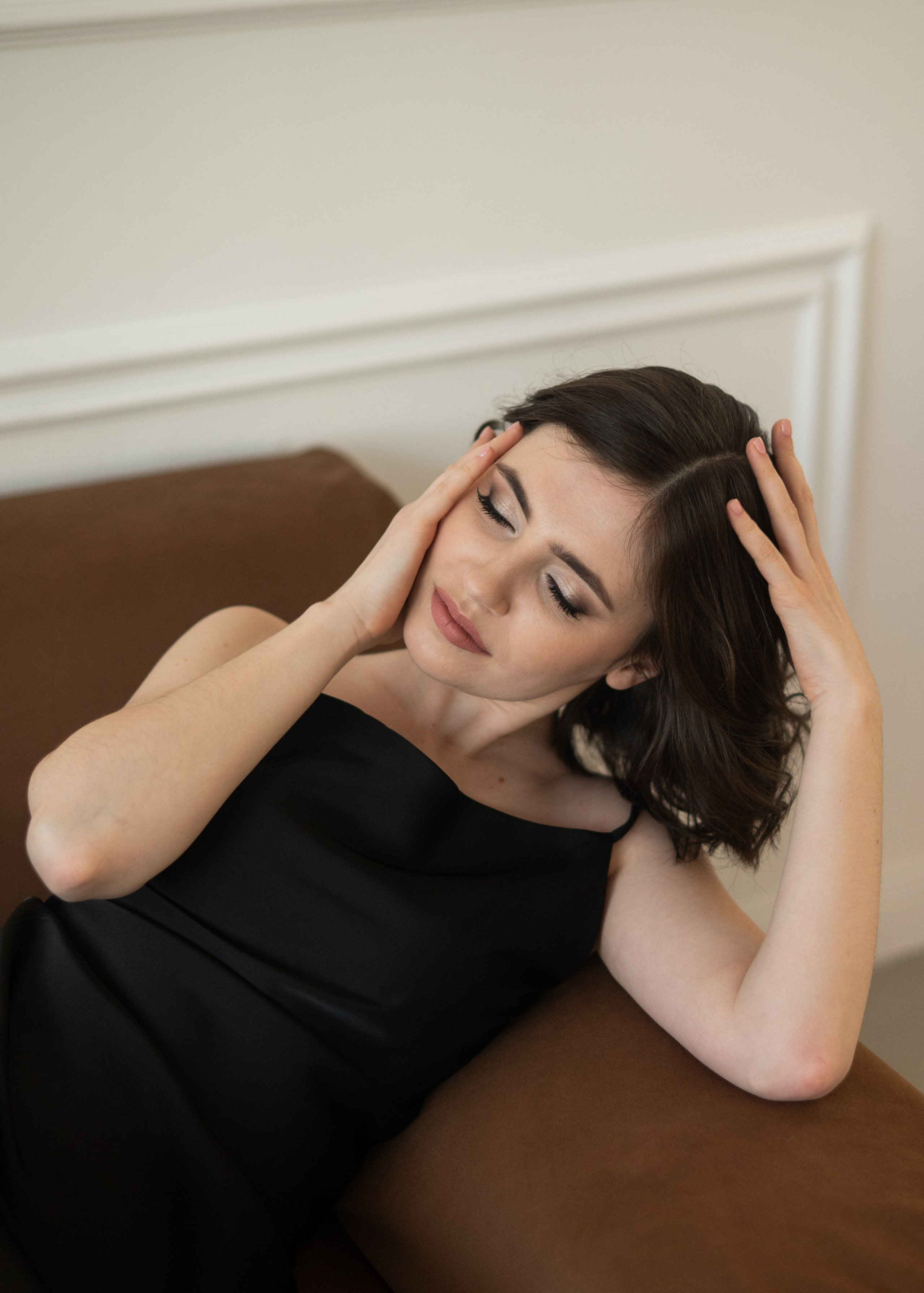 Евгений И Екатерина. Я Ольга Казанцева, фотографирую снимаю ваши киноистории и печатаю фото и цифровые портреты на холсте