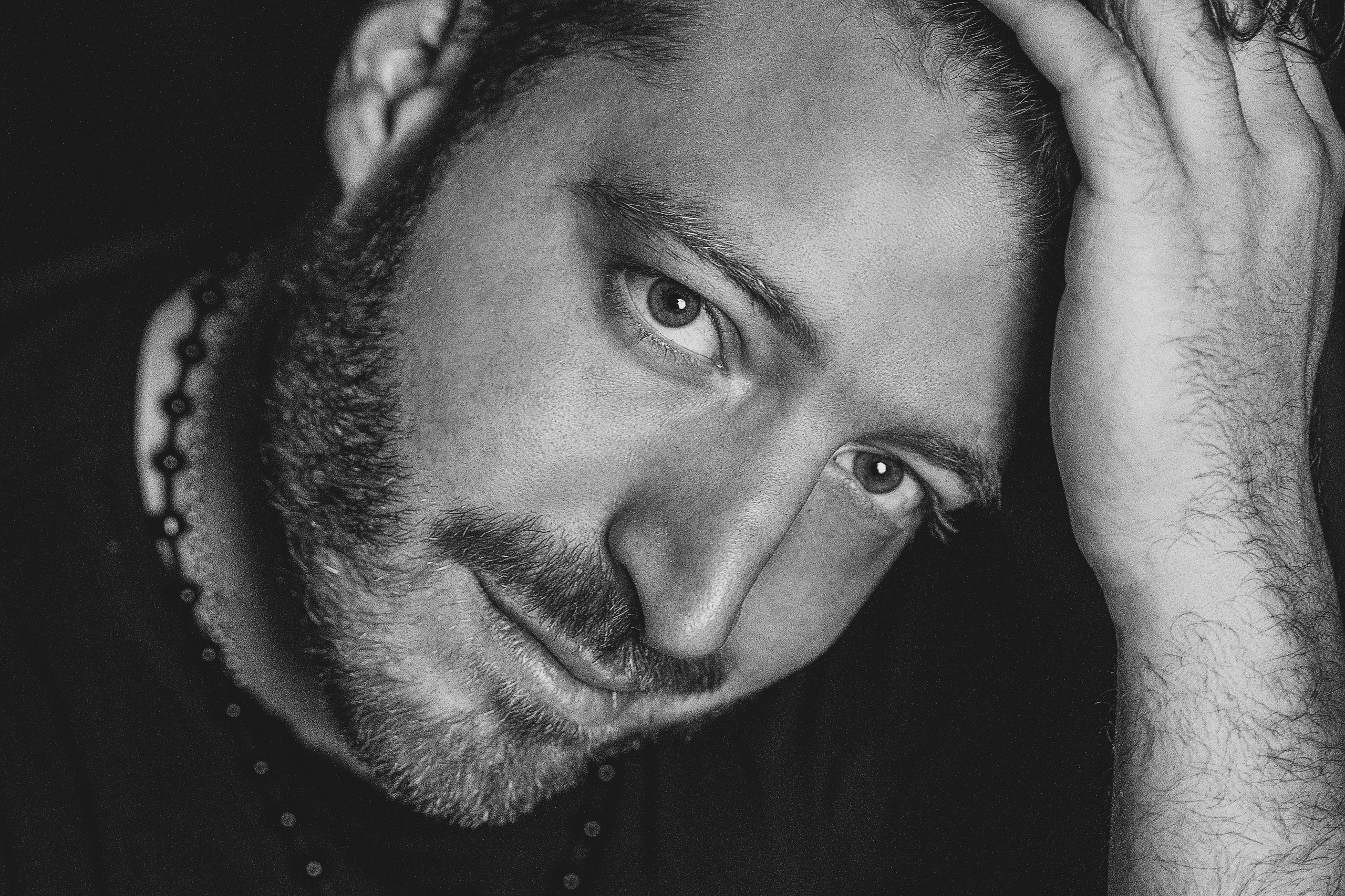 Мужской портрет. Katya Schou