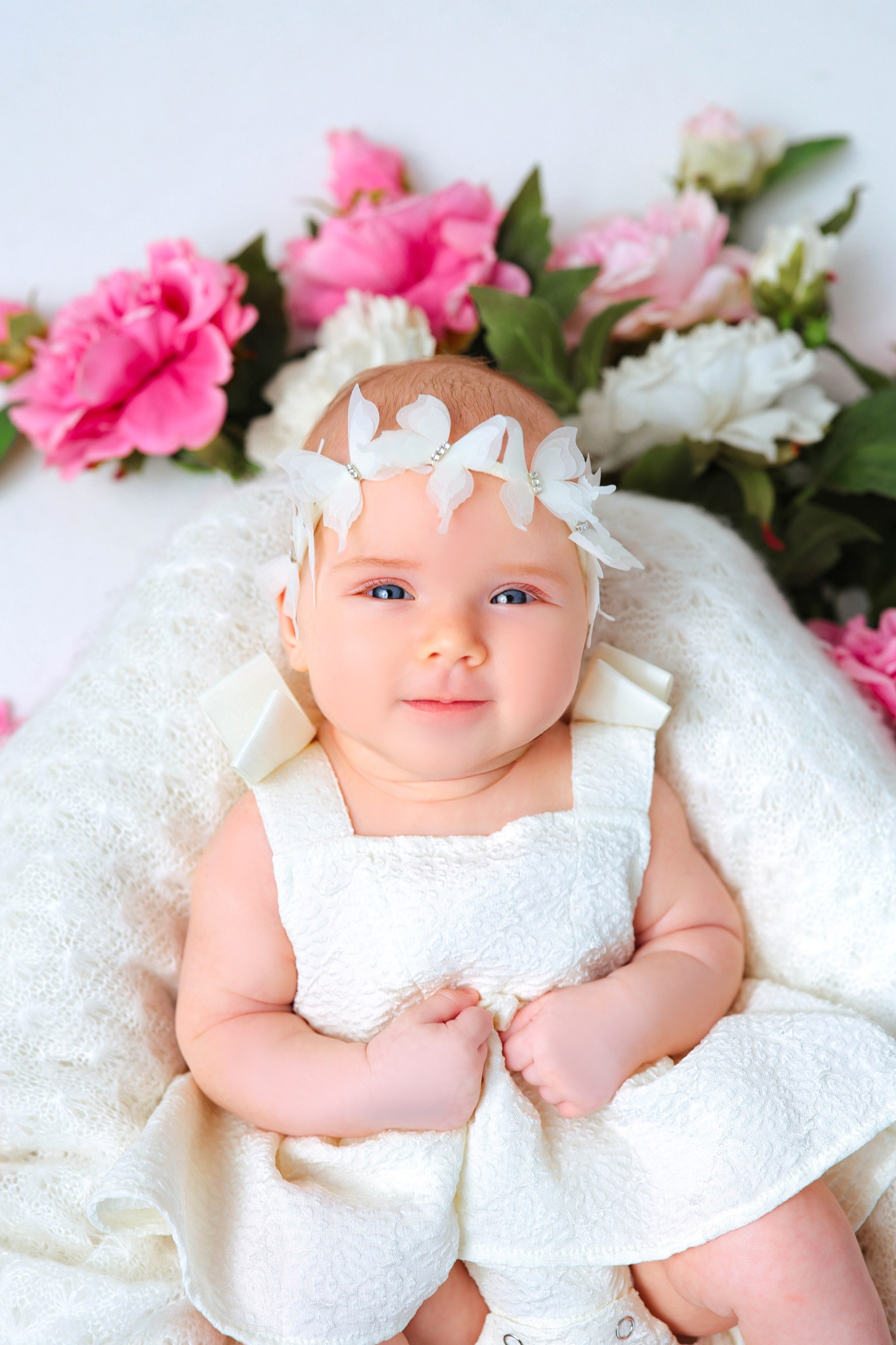 Малышки Антураж