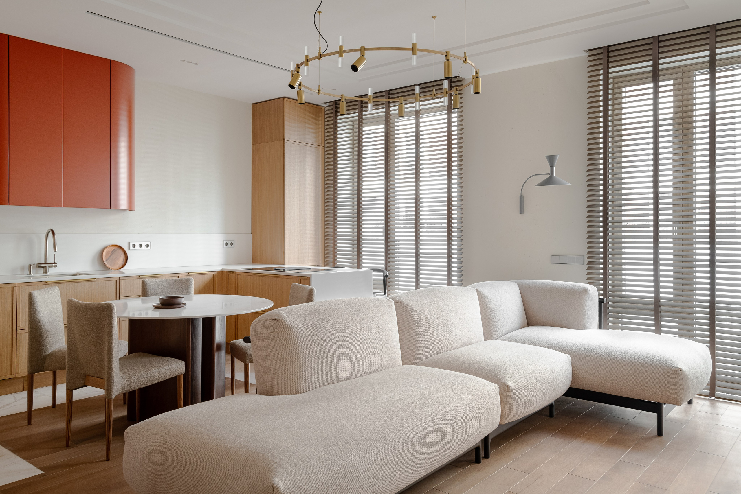 Вячеслав Лазарев фотографирую интерьеры