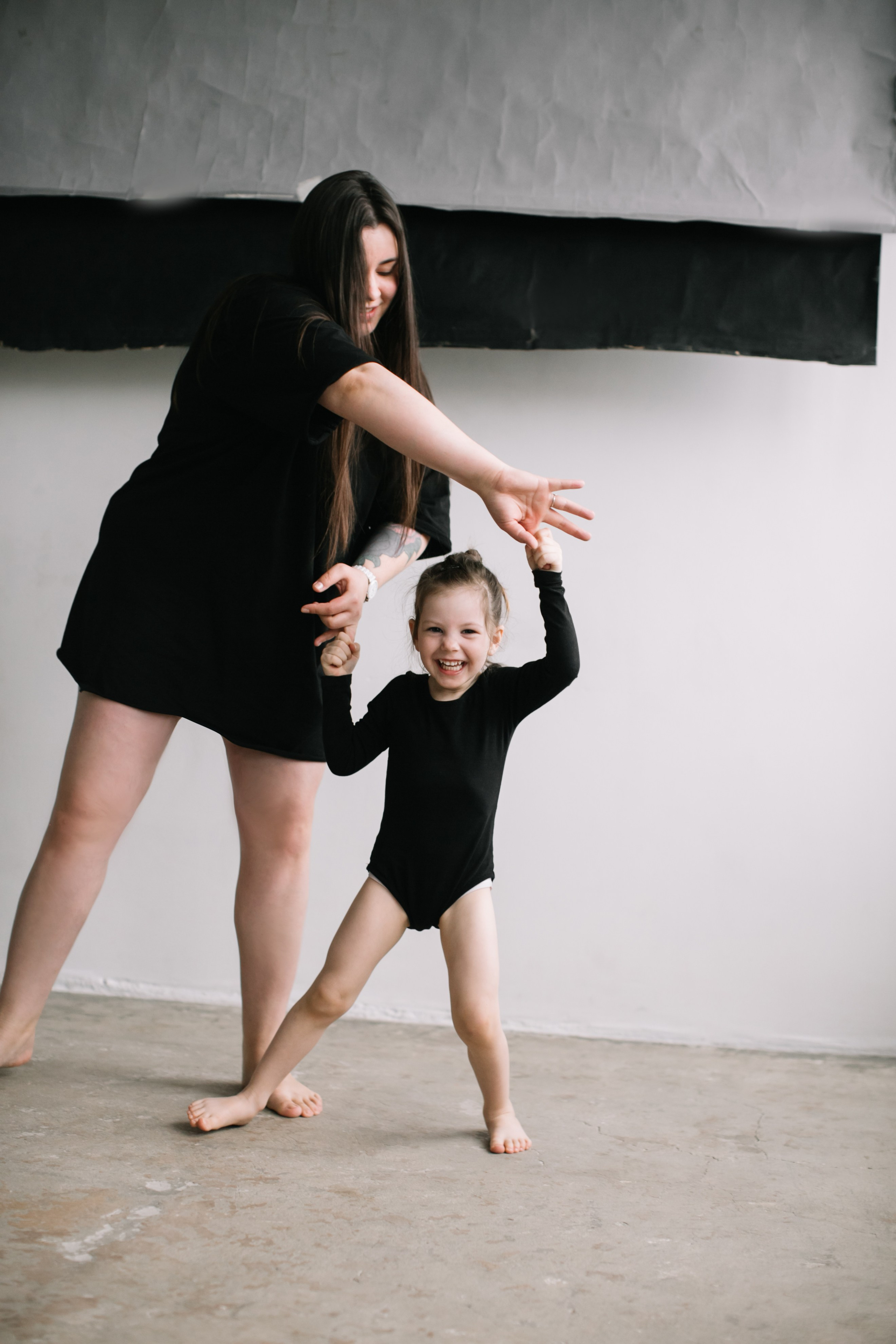 алёна малахова фотограф новосибирск семейный детский домашняя фотосессия в новосибирске день рождения репортажная съёмка фотосессия с лошадьми на конюшне деревня алтай  на природе фотосессия в детском саду мама и сын предложение руки и сердца идея  помолвка фотосессия берег закат детский день рождения годик торт аниматор лофт игровая продолжение следует prodoljenie_sleduet_  корпоратив тимбилдинг первоклашка линейка  контент  бизнес портрет оперный новат франция берет весна девушка мама и дочь мать и дитя