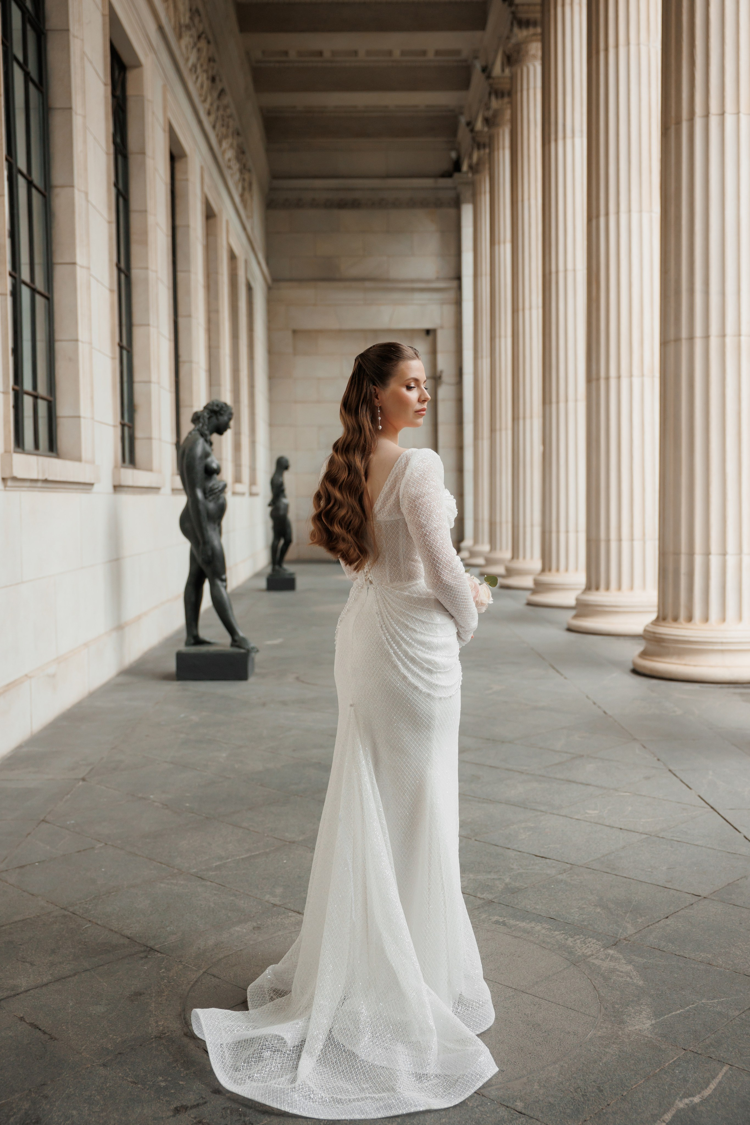 Фотосессия у Пушкинского музей. Свадебный и репортажный фотограф (Москва, Королев и другие)