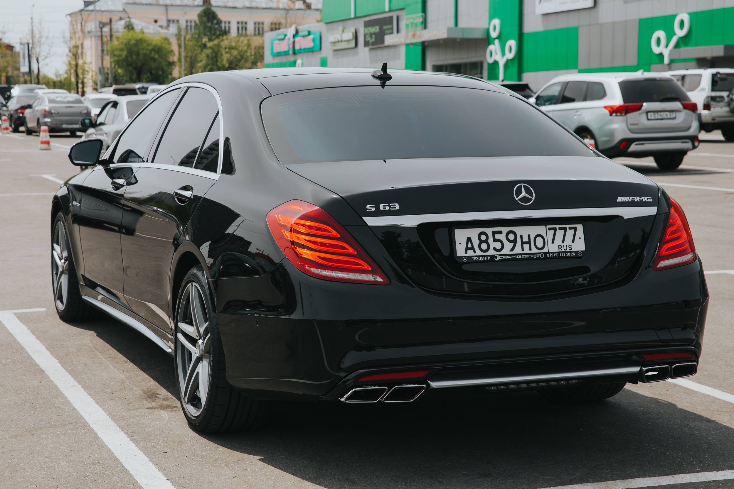Mersedes Benz s63 AMG. Фотограф в на Пхукете Сергей Войлоков