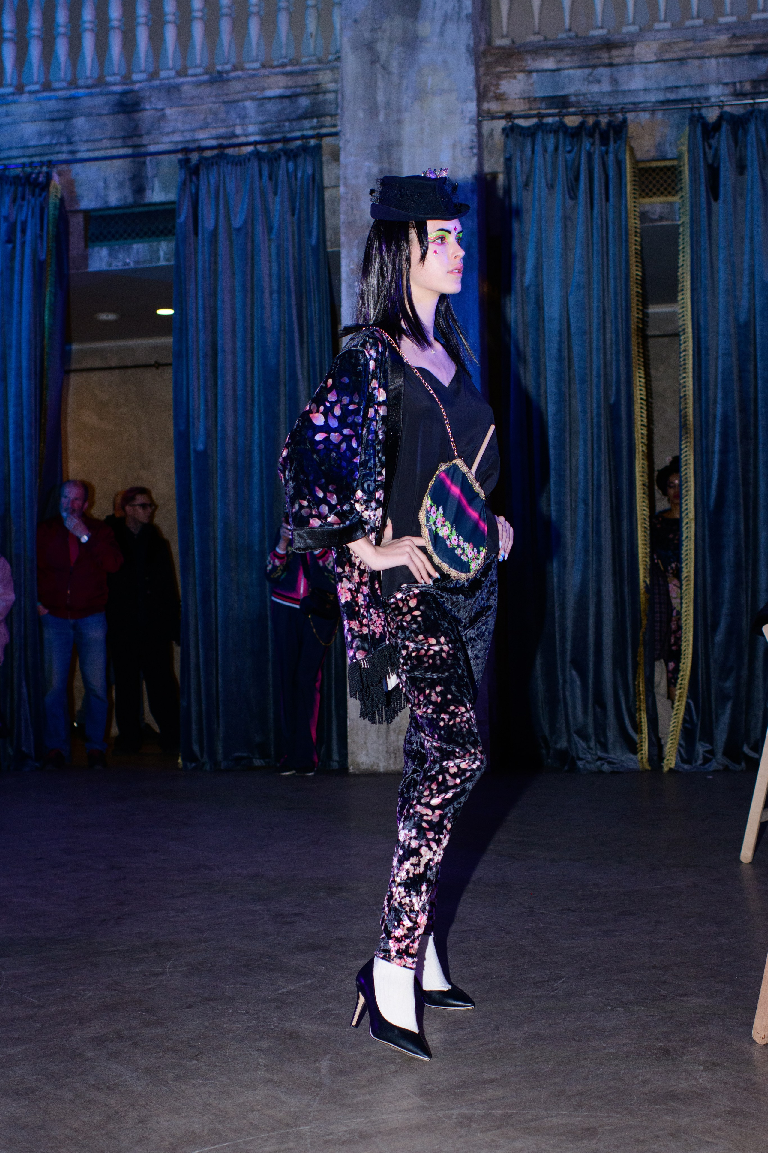 Репортаж модного показа «Люди брендов». Организация и проведение фотосъемок в Санкт-Петербурге. Фотограф Смирягин Илья