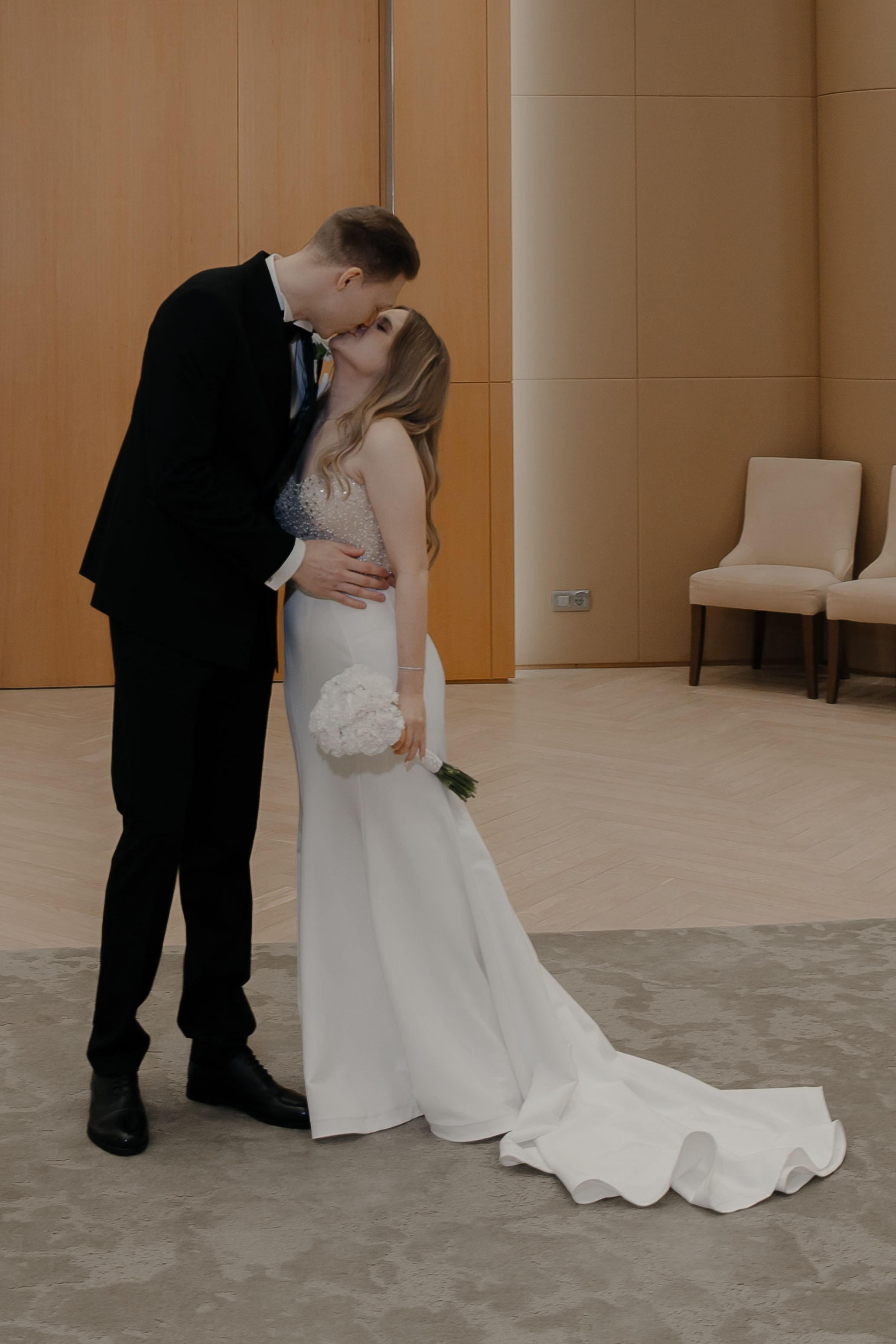 07.05.2024. RETOUCH-HOUSE