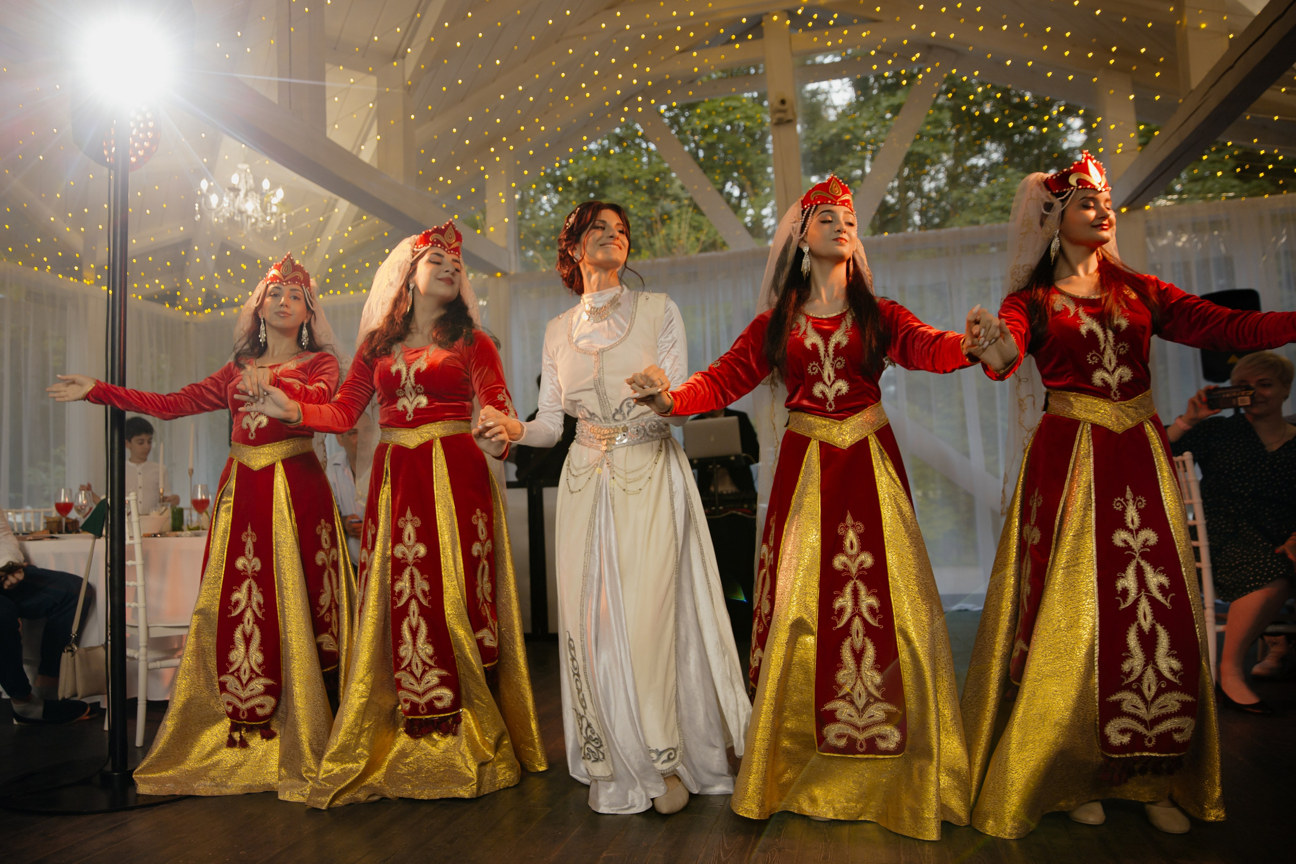 16.06.2024. RETOUCH-HOUSE