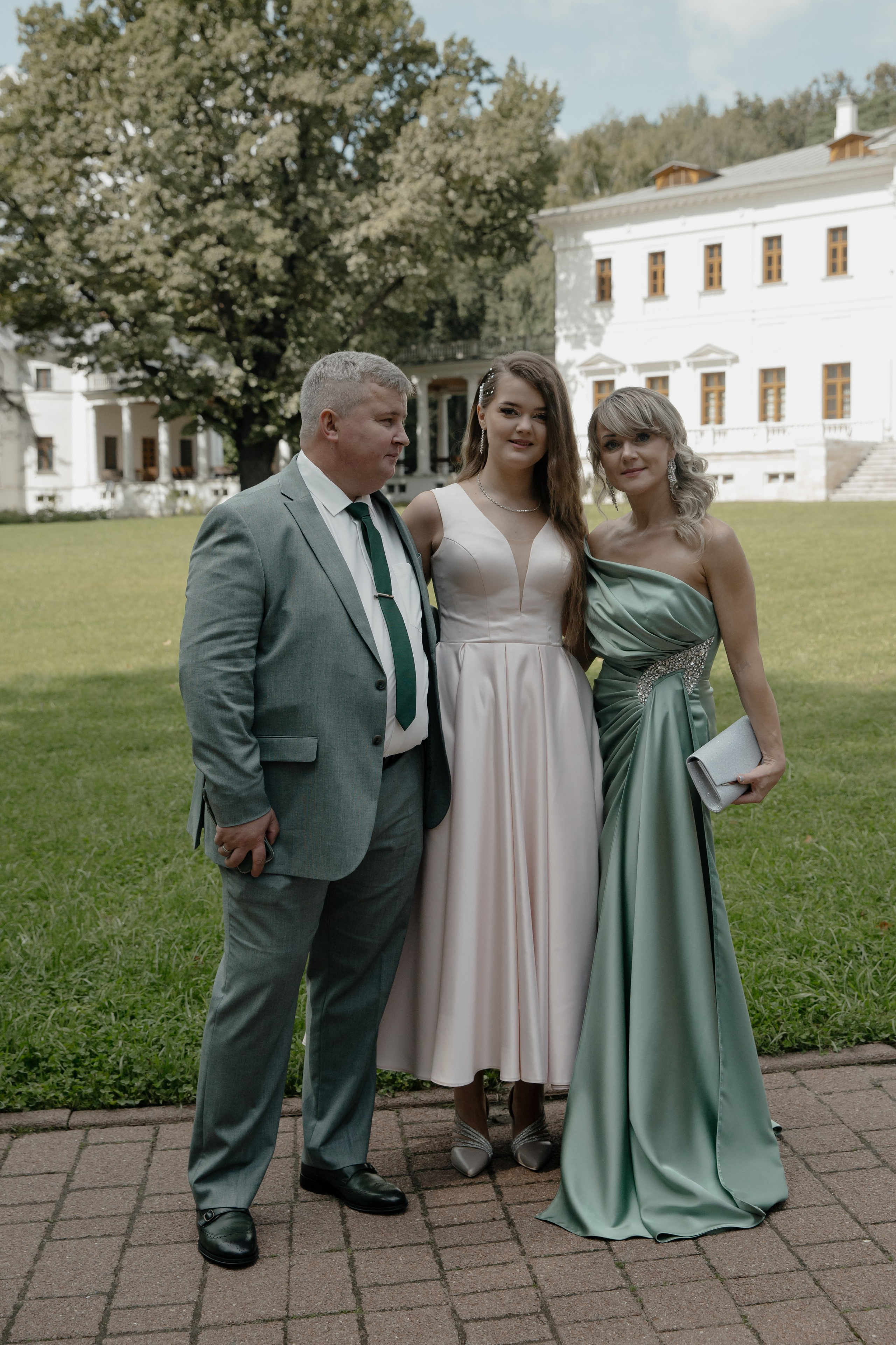 25.08.2024. RETOUCH-HOUSE