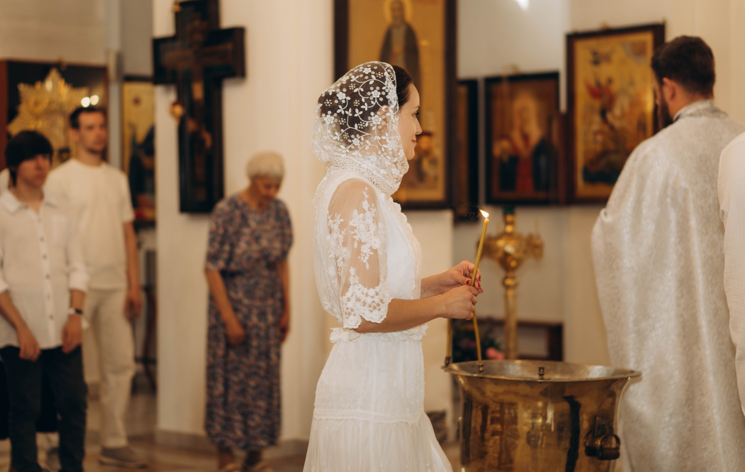 Крещение Тихона Церковь Почаевской иконы Божией Матери в Салтыковке. Фотограф Москва Валерия Веденина