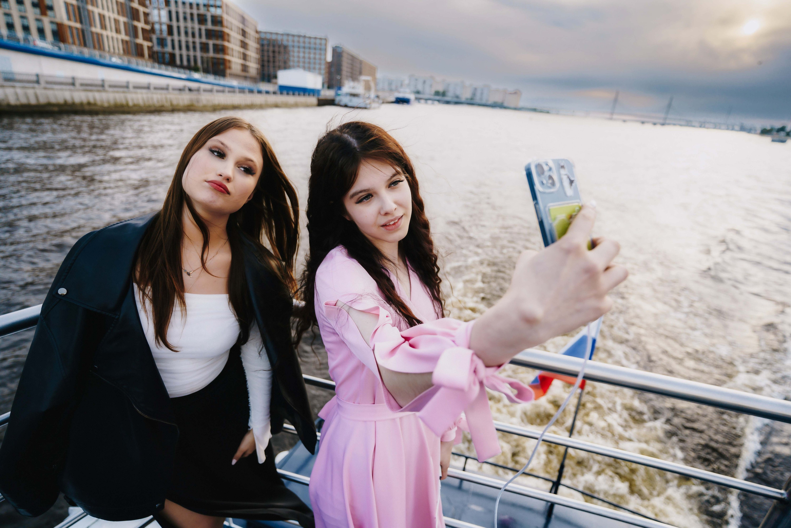 Выпускной 9В. Свадебный и семейный фотограф в Санкт-Петербурге Виктор Голубев