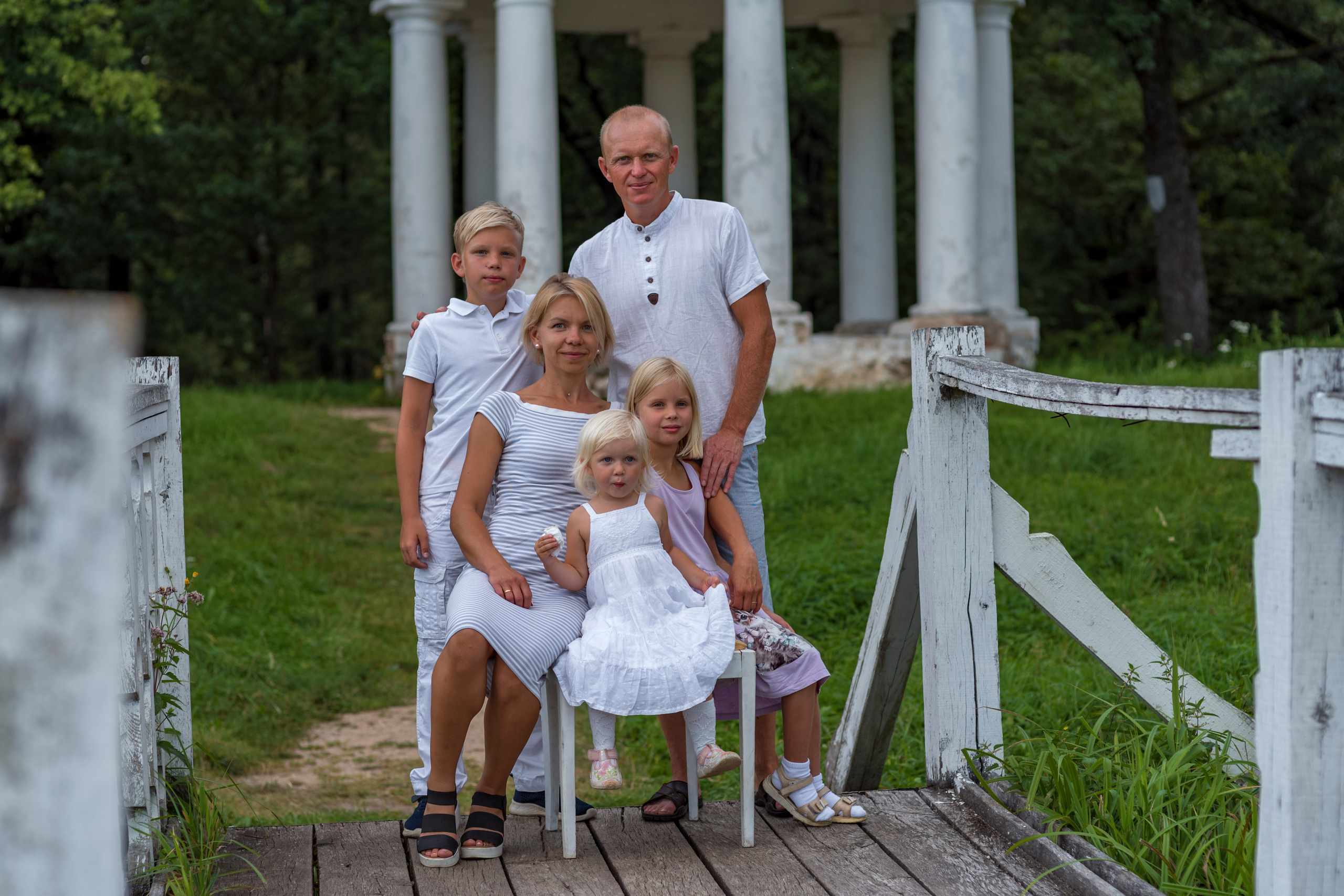 Семья в Станьково. Фотограф Крещения и Венчания. Минск и другие города. Почтенная Наташа