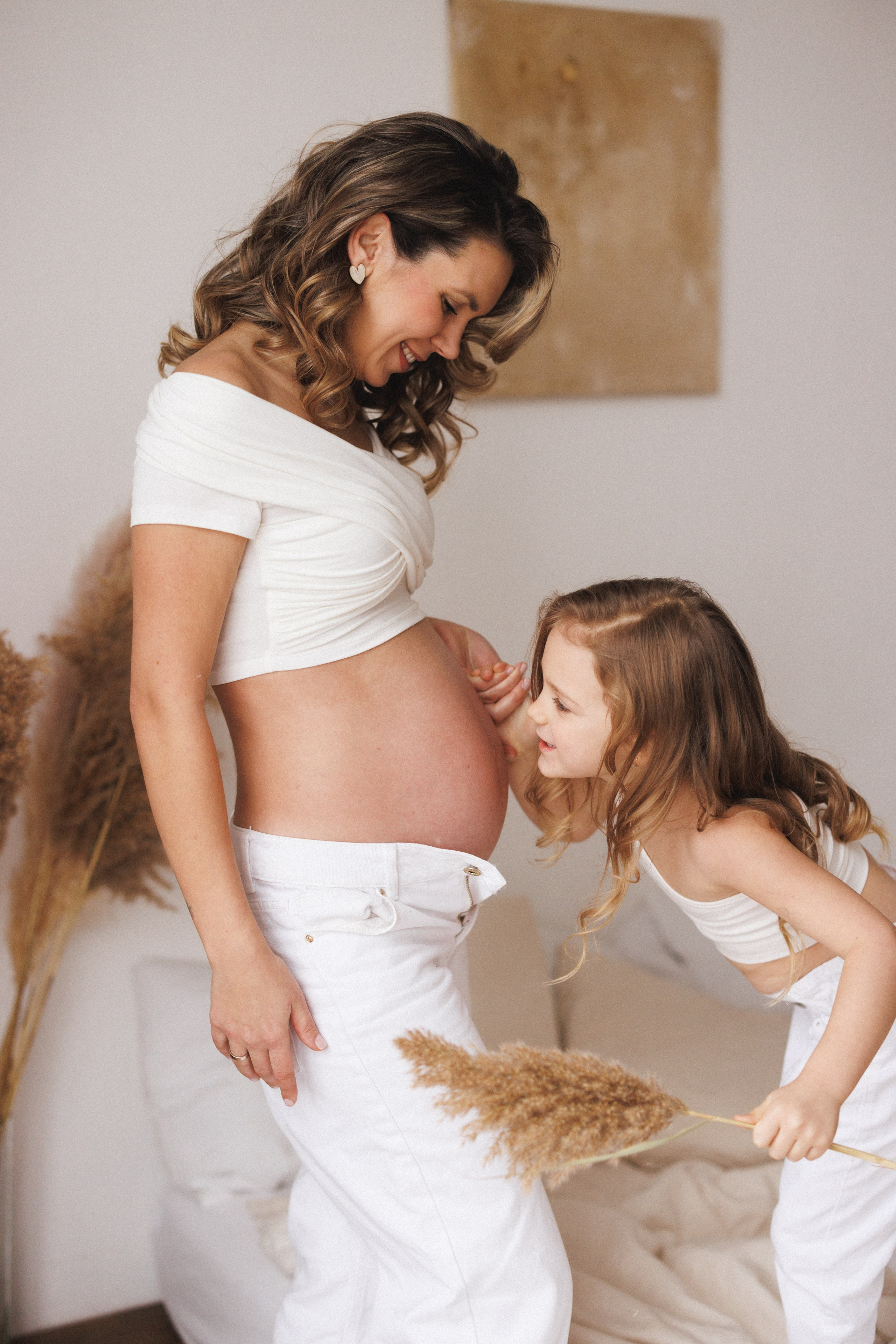 Фотосессия для мамы и дочки, фотостудия «MESTONE», город Краснодар. Семейный и детский фотограф в Краснодаре Анна Трашкова