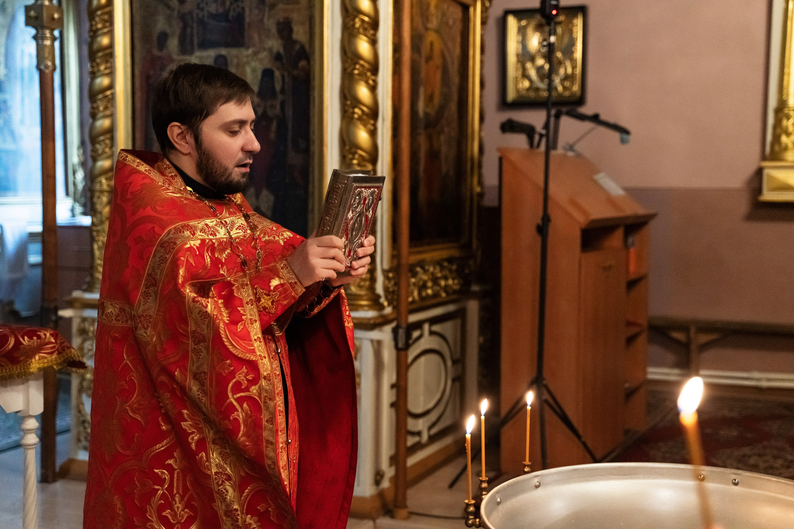 Крещение Святослава. Фотограф Алина Филимонова Тверь