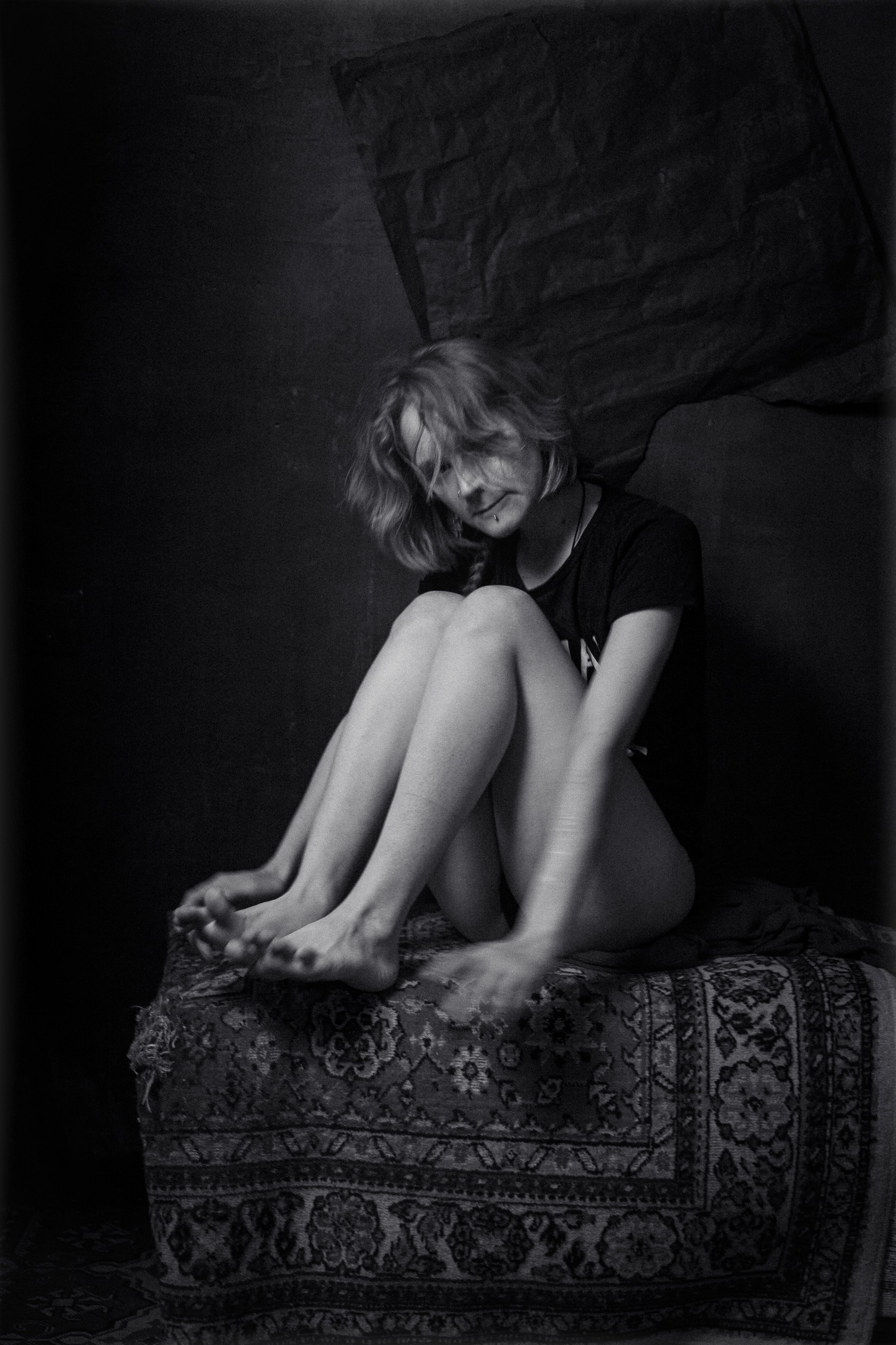 Вика. Домашняя студия. RawCat. Портретная фотография Екатеринбург