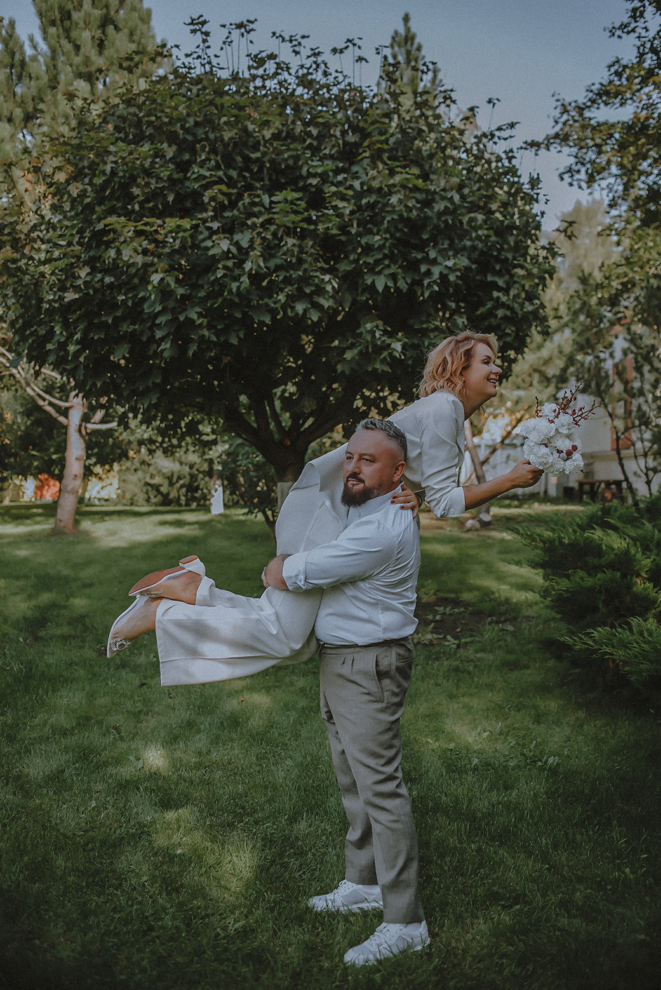 Love.exe: Запущен успешно. Свадебный и семейный фотограф в Москве Сажина Кристина КиМ. Свадебный оператор в Москве Сажин Максим