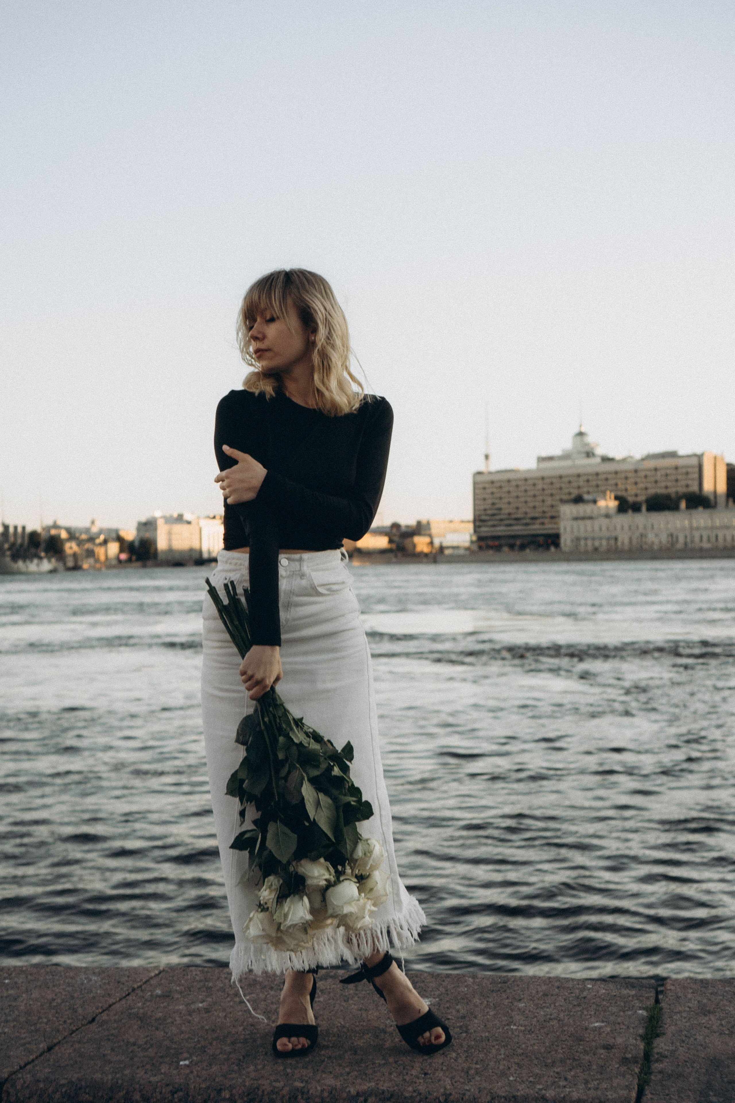 ПРОГУЛКА ПО ГОРОДУ В БЕЛЫЕ НОЧИ (другой вариант). Профессиональный фотограф, Санкт-Петербург — Виктория Богомолова