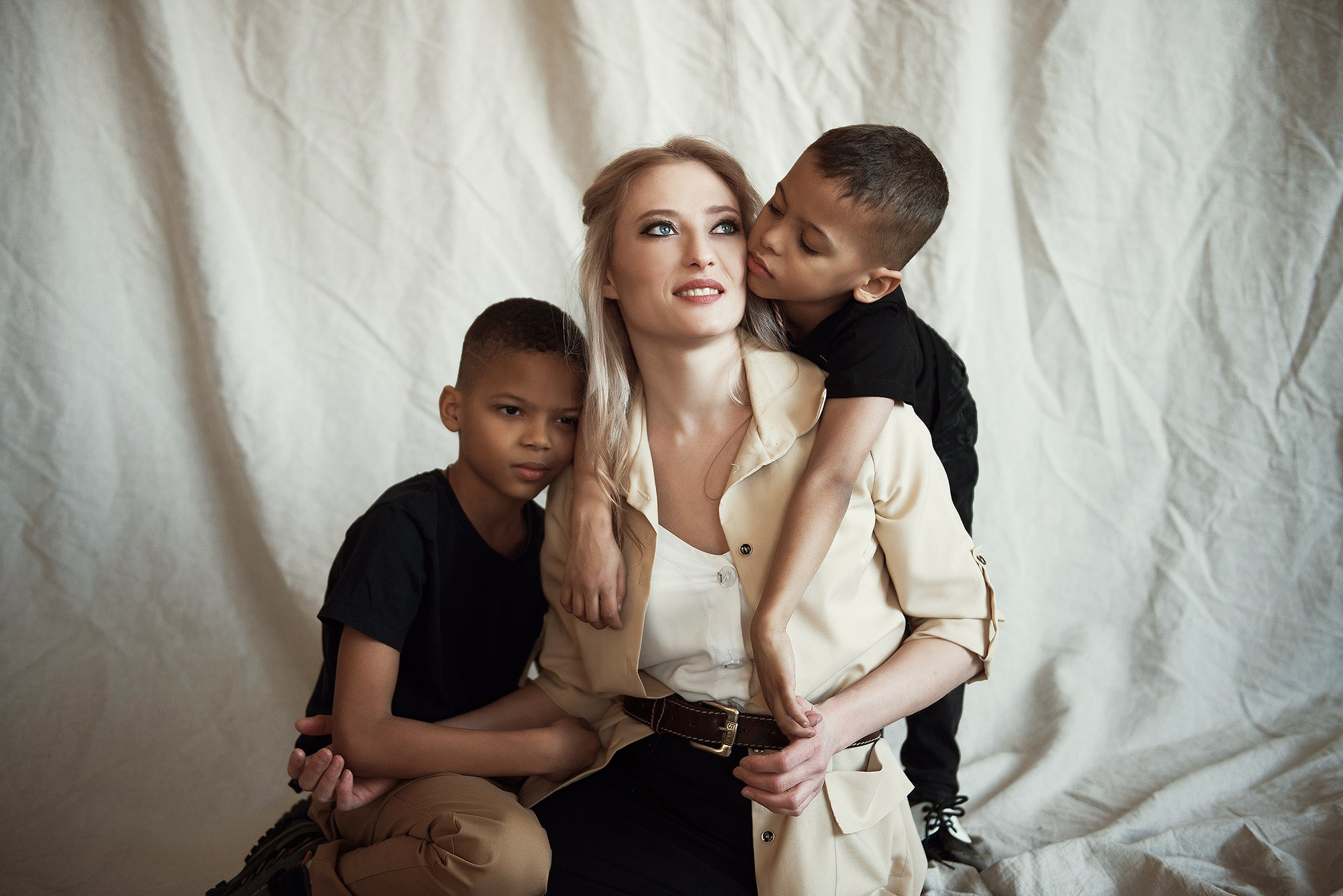 Дарья, Микаэль, Кристиан и Стивен. Фотограф Кристина Гришина Рязань