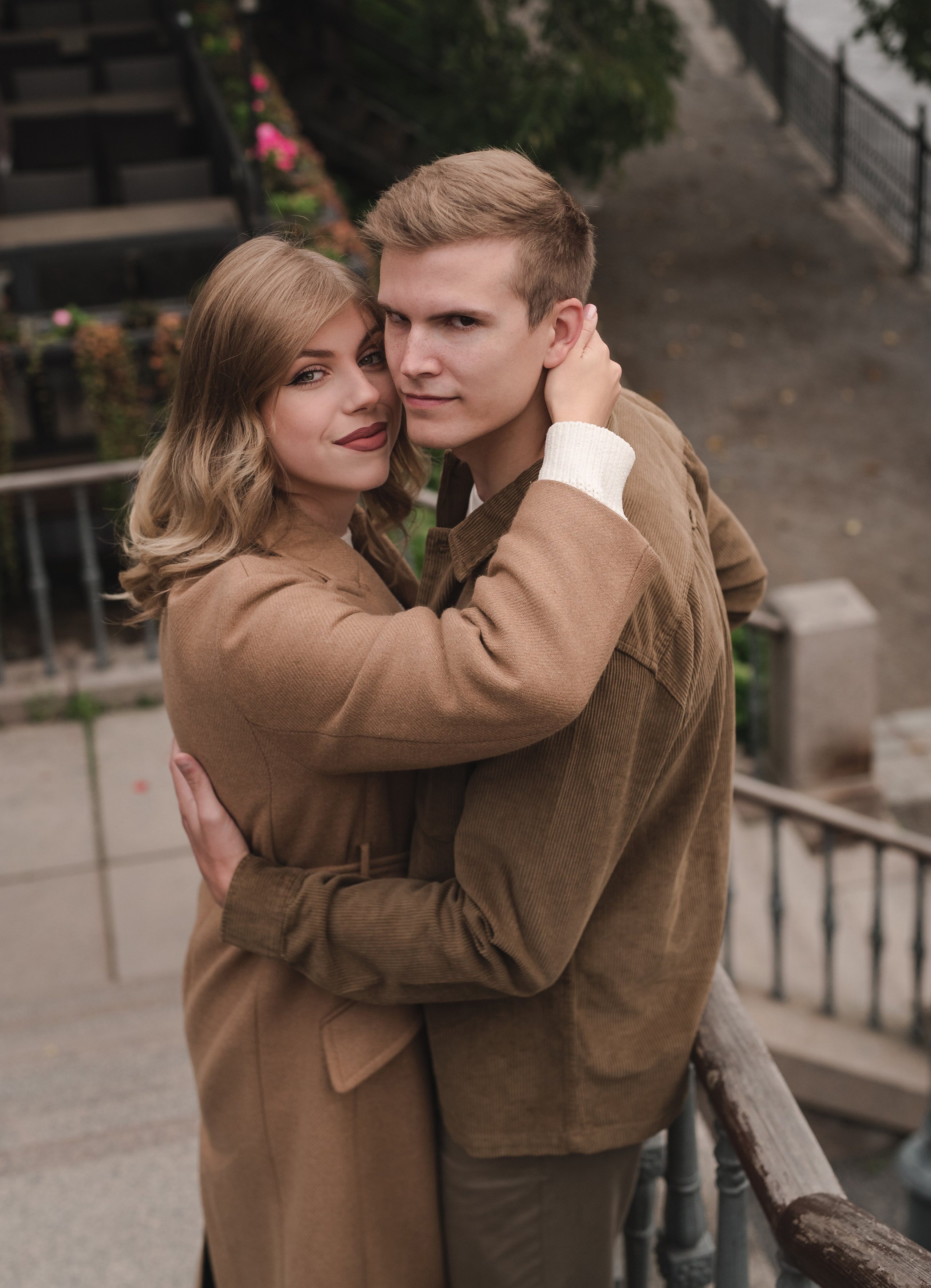 Emilia and Ettu. Family and content photographer