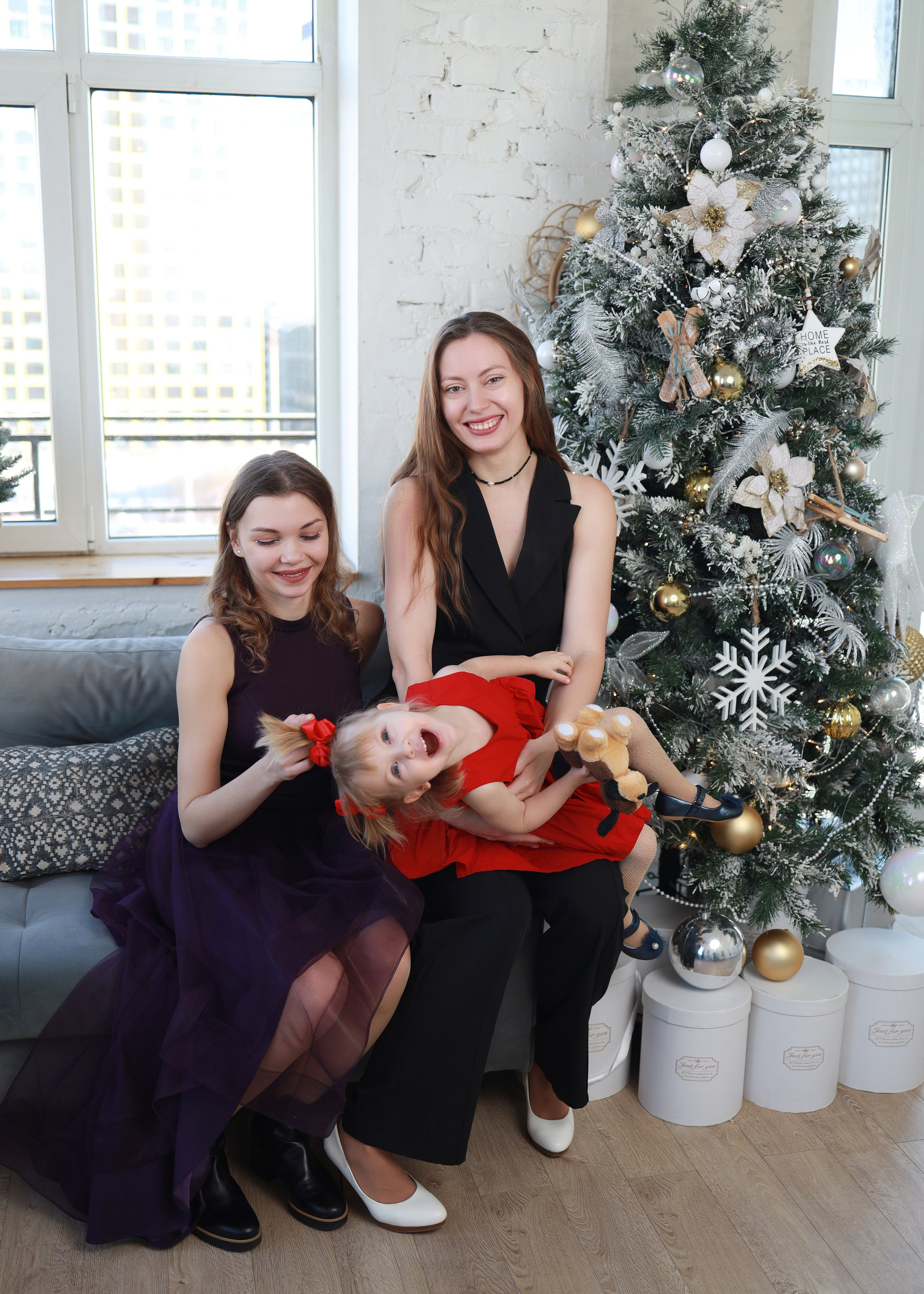 Фотосессия в зале НЕОН. Lucky Loft Studios. Профессиональные фотосессии в Москве| Евгения Черенкова