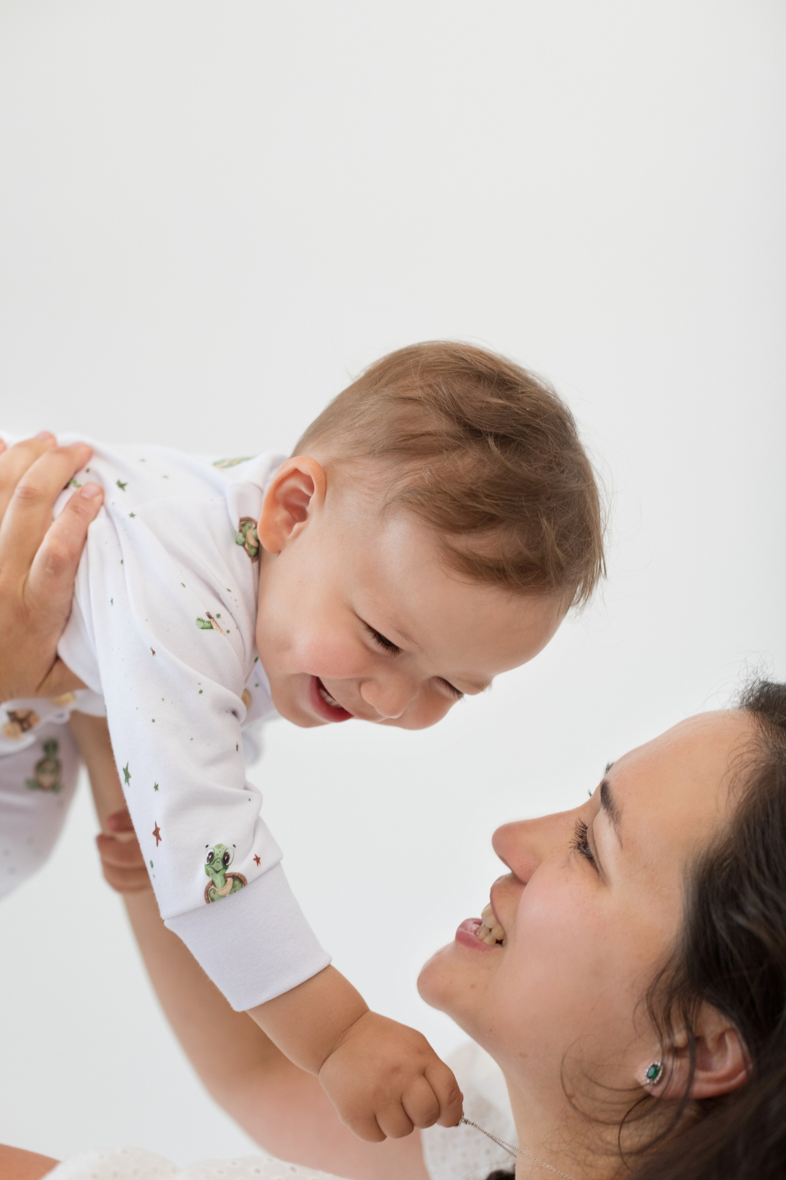 Фотосессия одежды для новорожденных детей. Детский и контент фотограф Надя Волкова Санкт-Петербург