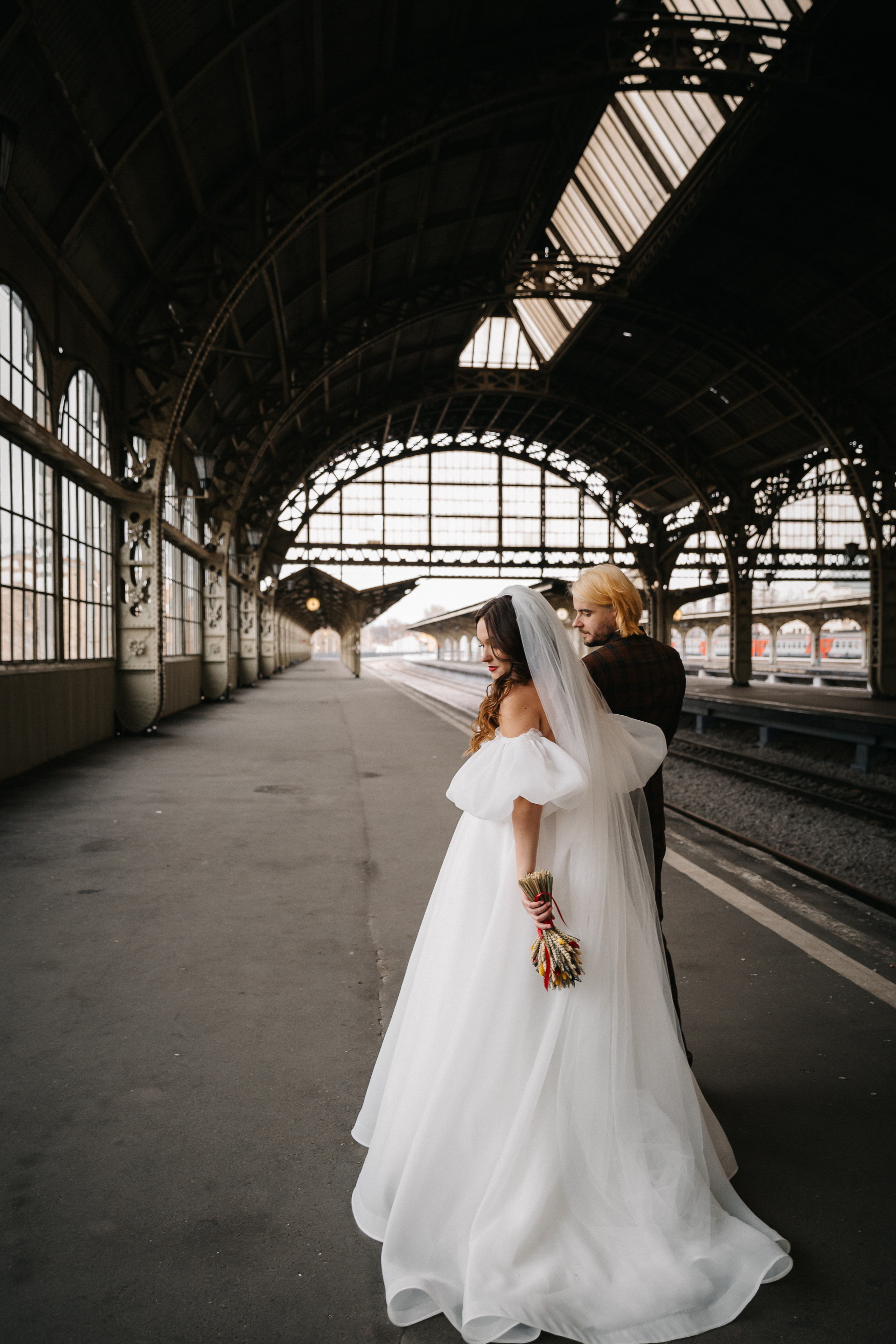НОЯБРЬ| Дворец № 1, Новая Голландия, Витебский вокзал,. Свадебный фотограф в Санкт-Петербурге Полина Корзухина