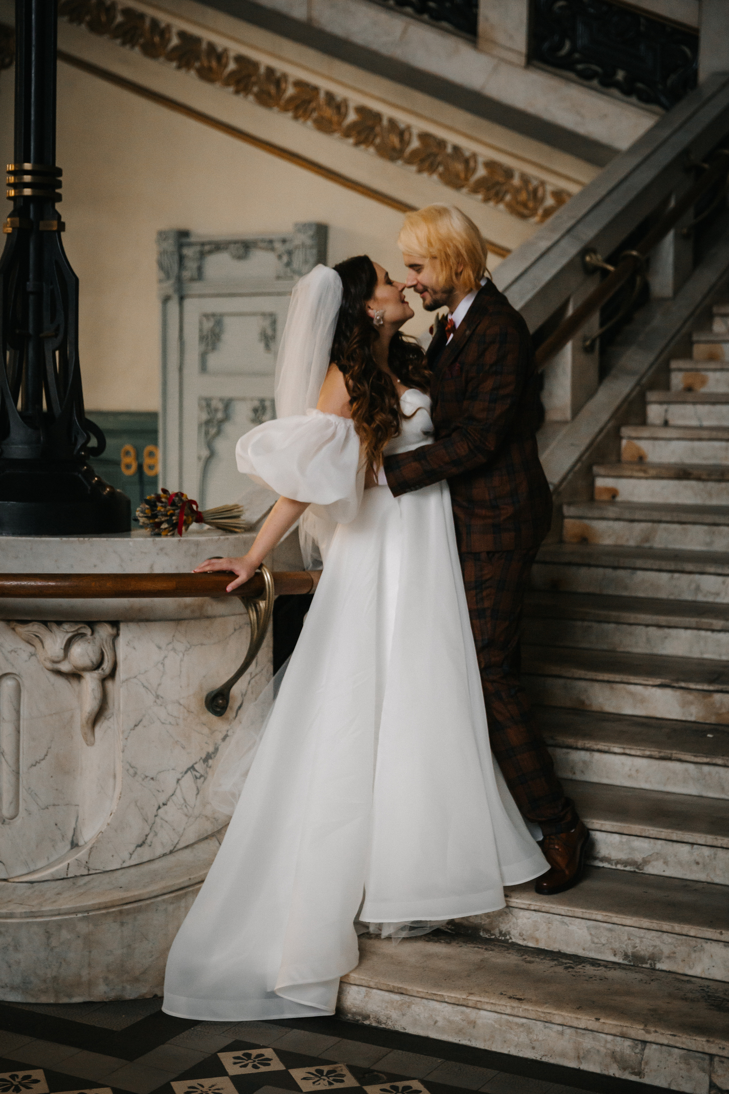 НОЯБРЬ| Дворец № 1, Новая Голландия, Витебский вокзал,. Свадебный фотограф в Санкт-Петербурге Полина Корзухина